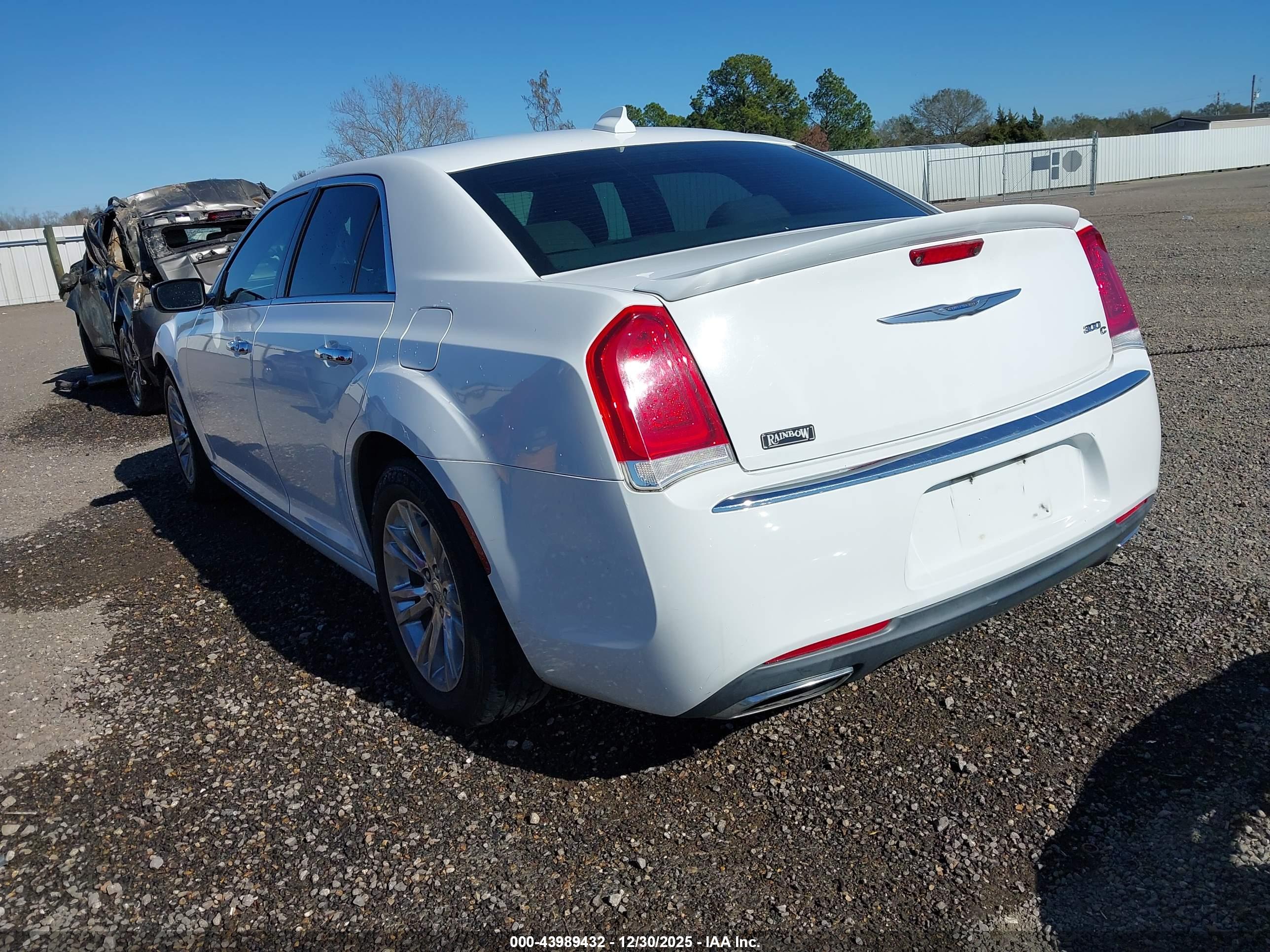 CHRYSLER 300C image 3