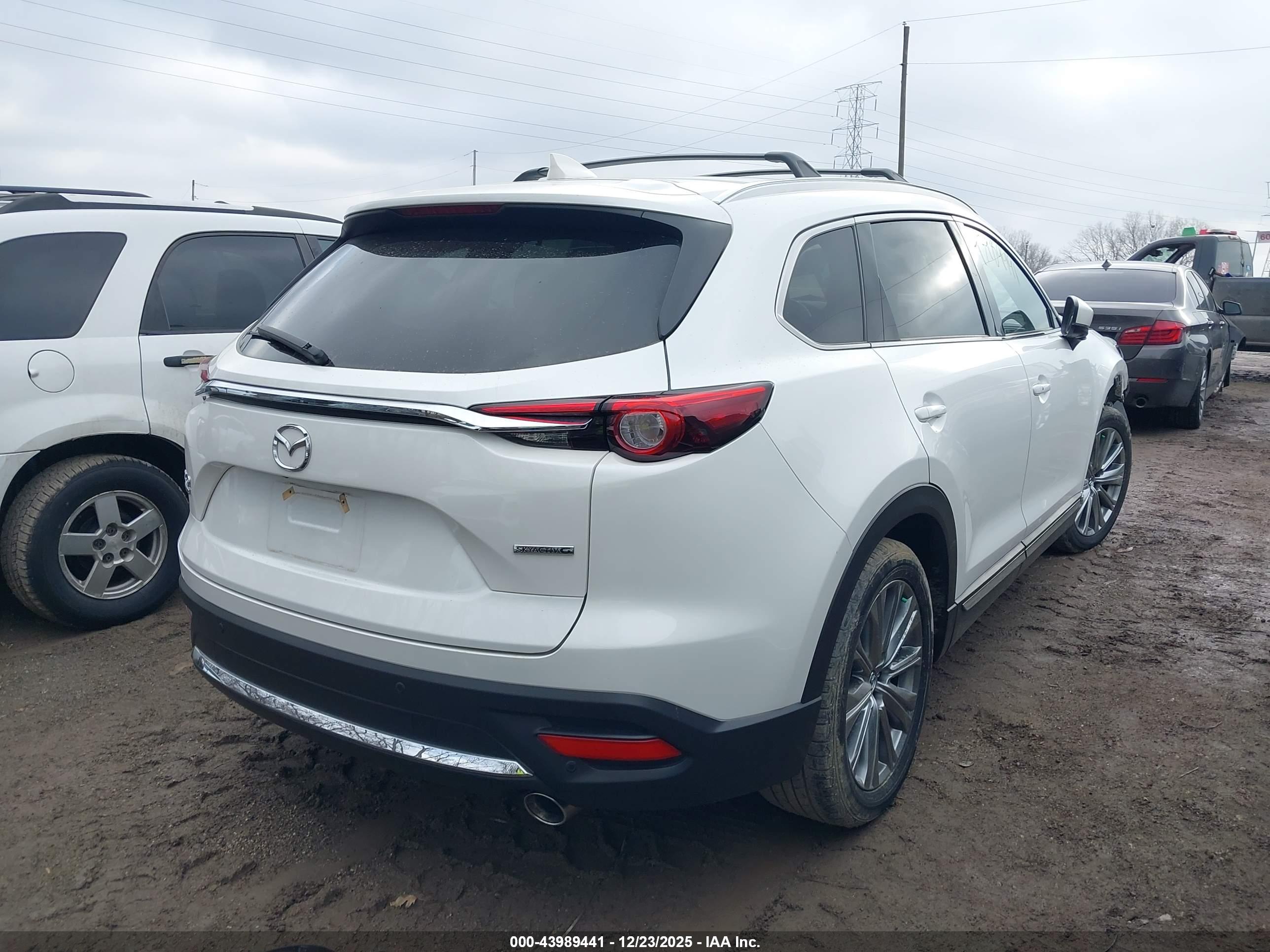 MAZDA CX-9 image 4