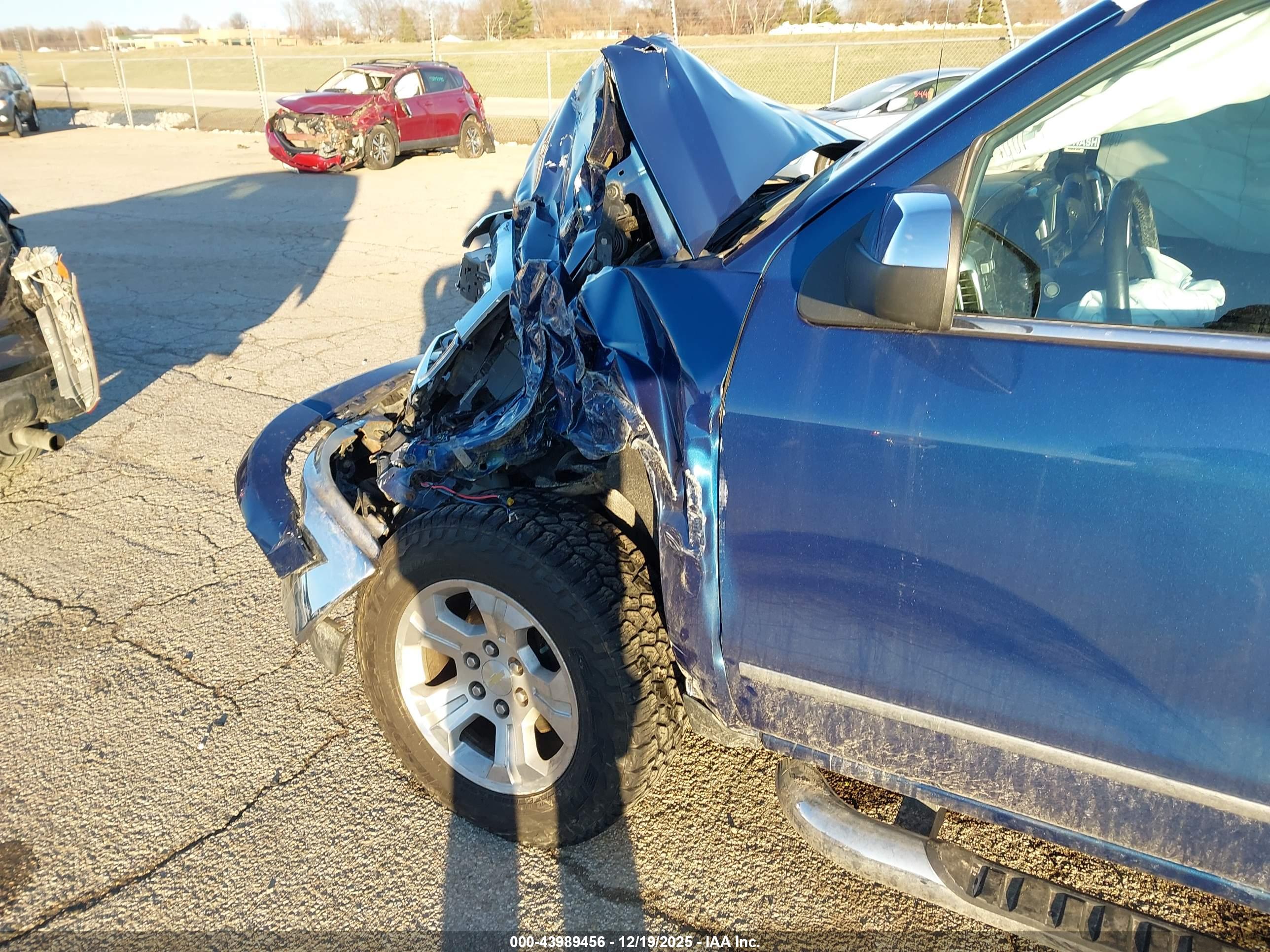 CHEVROLET SILVERADO image 6