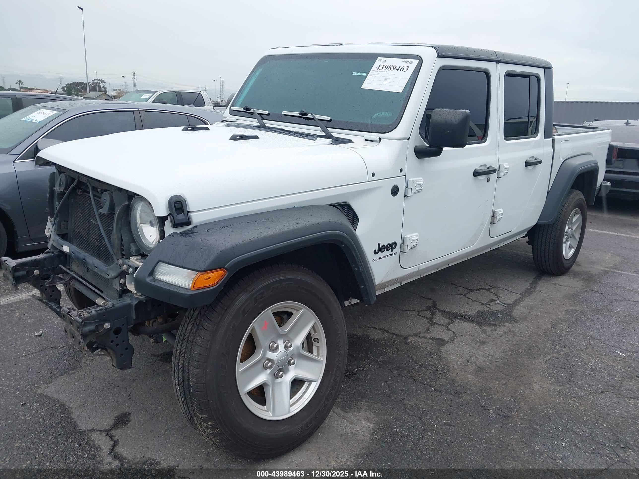 JEEP GLADIATOR image 2