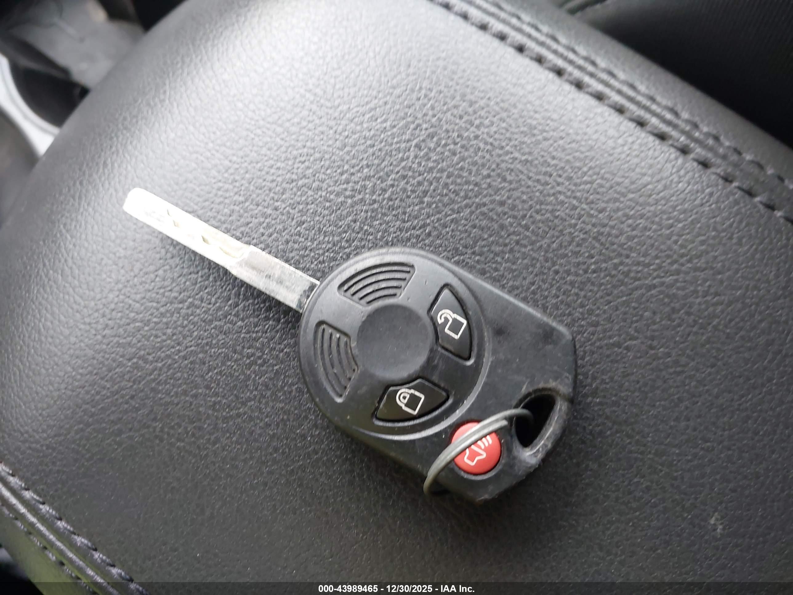 FORD ESCAPE image 11