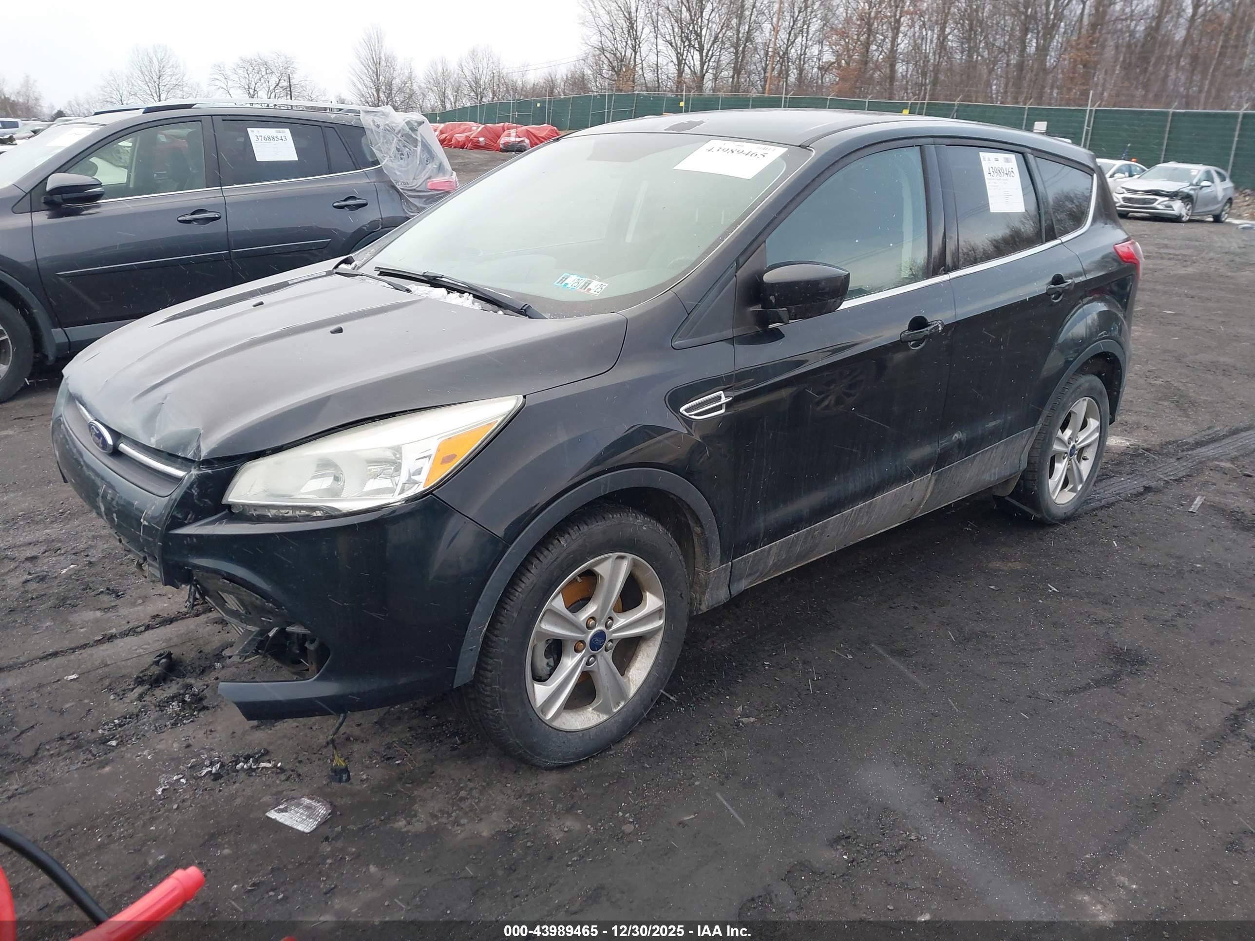 FORD ESCAPE image 2