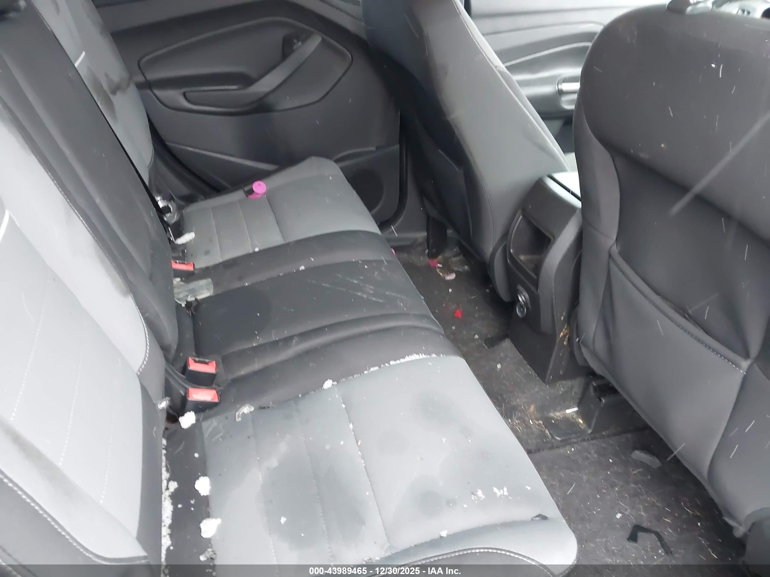 FORD ESCAPE image 8