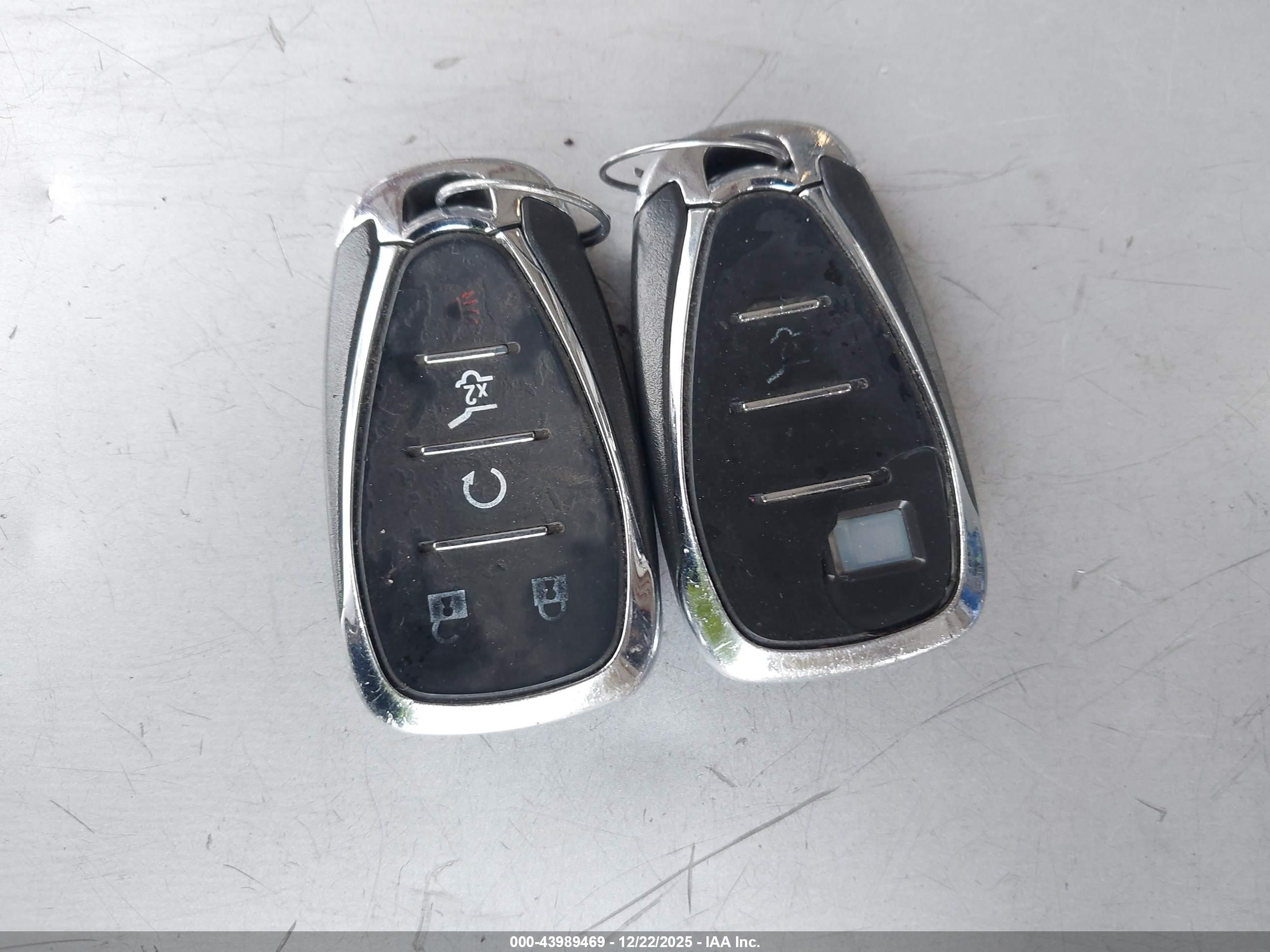 CHEVROLET EQUINOX image 11