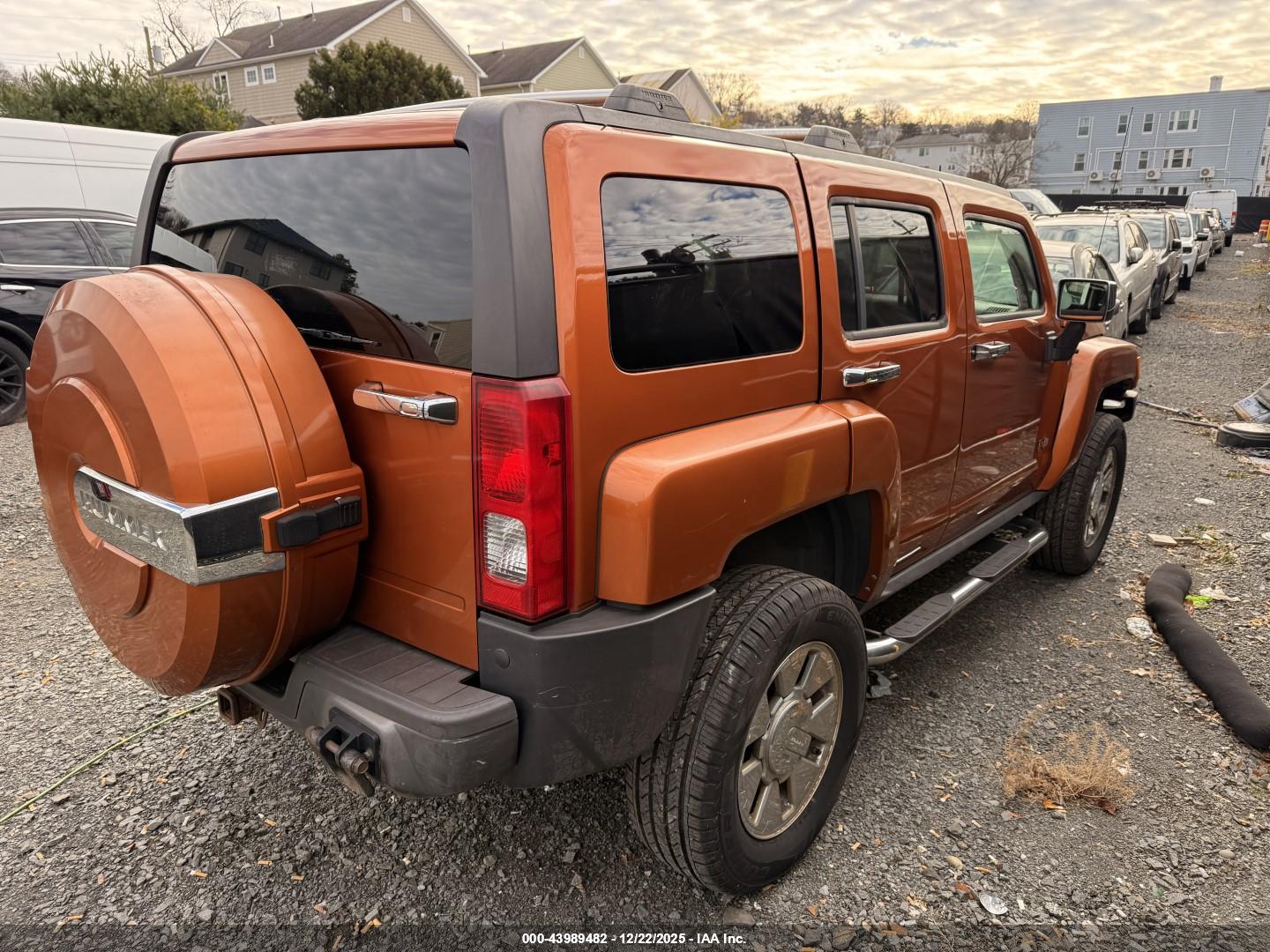 HUMMER H3 image 4
