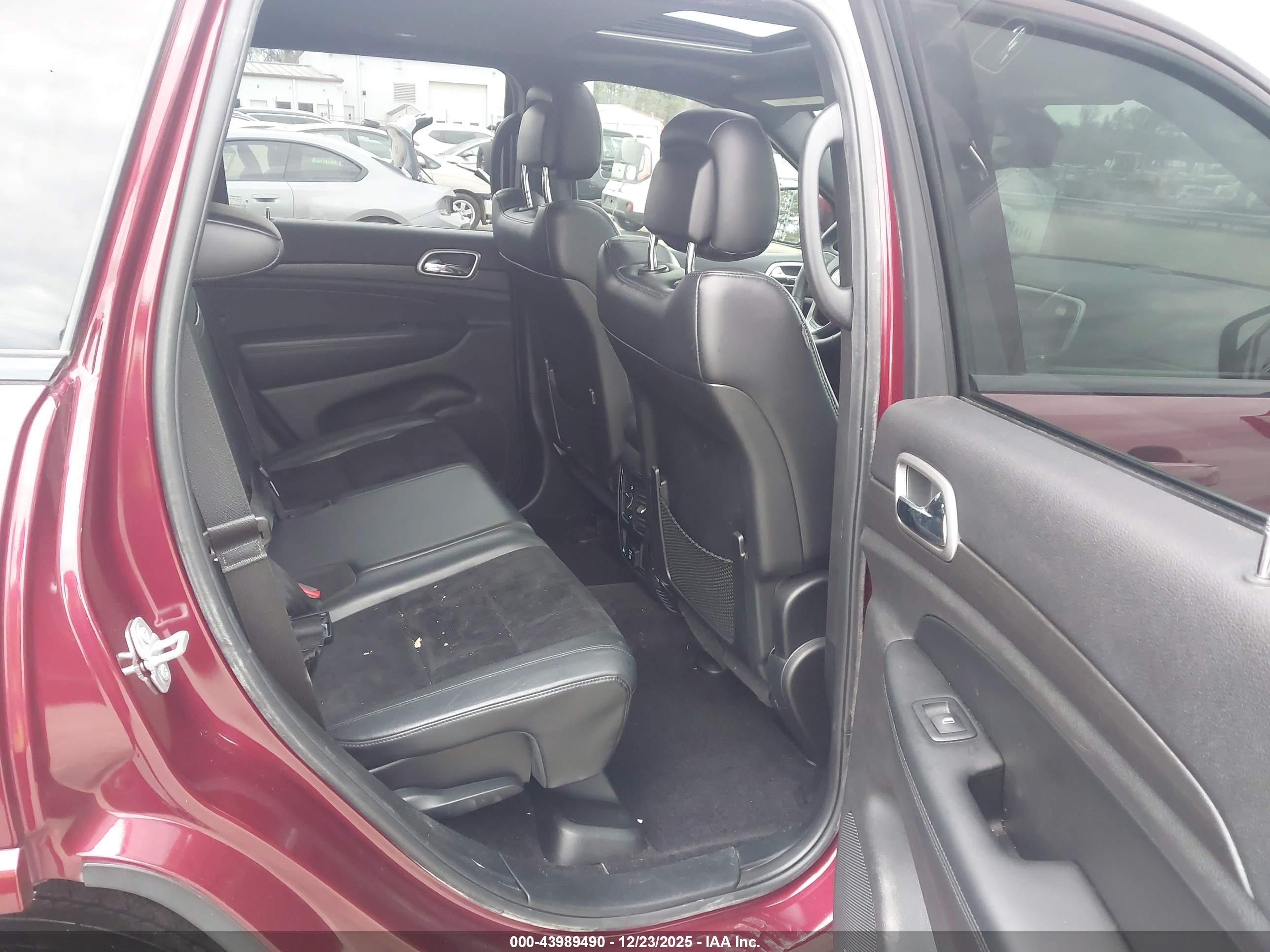 JEEP GRAND image 8