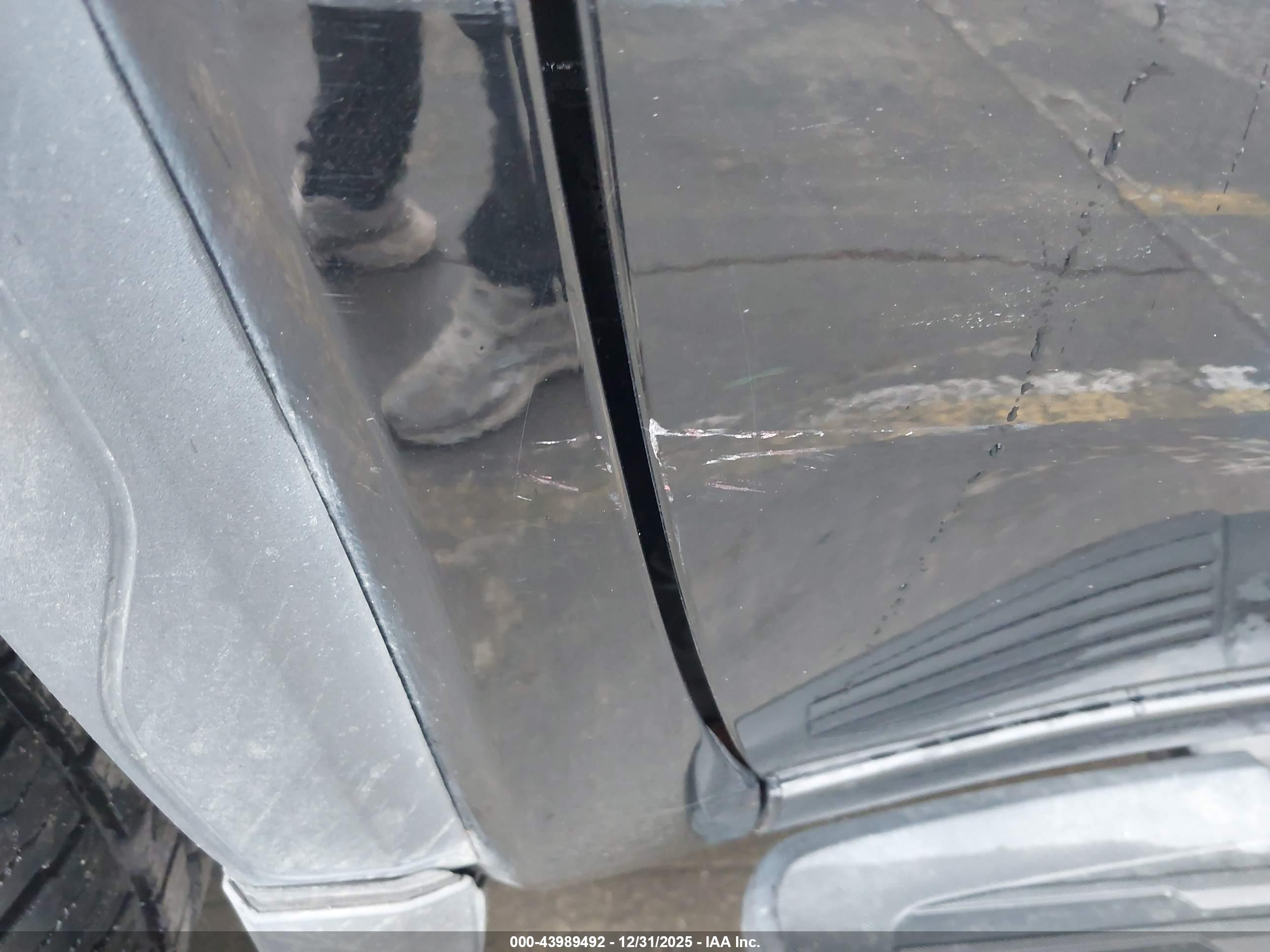 GMC SIERRA image 6