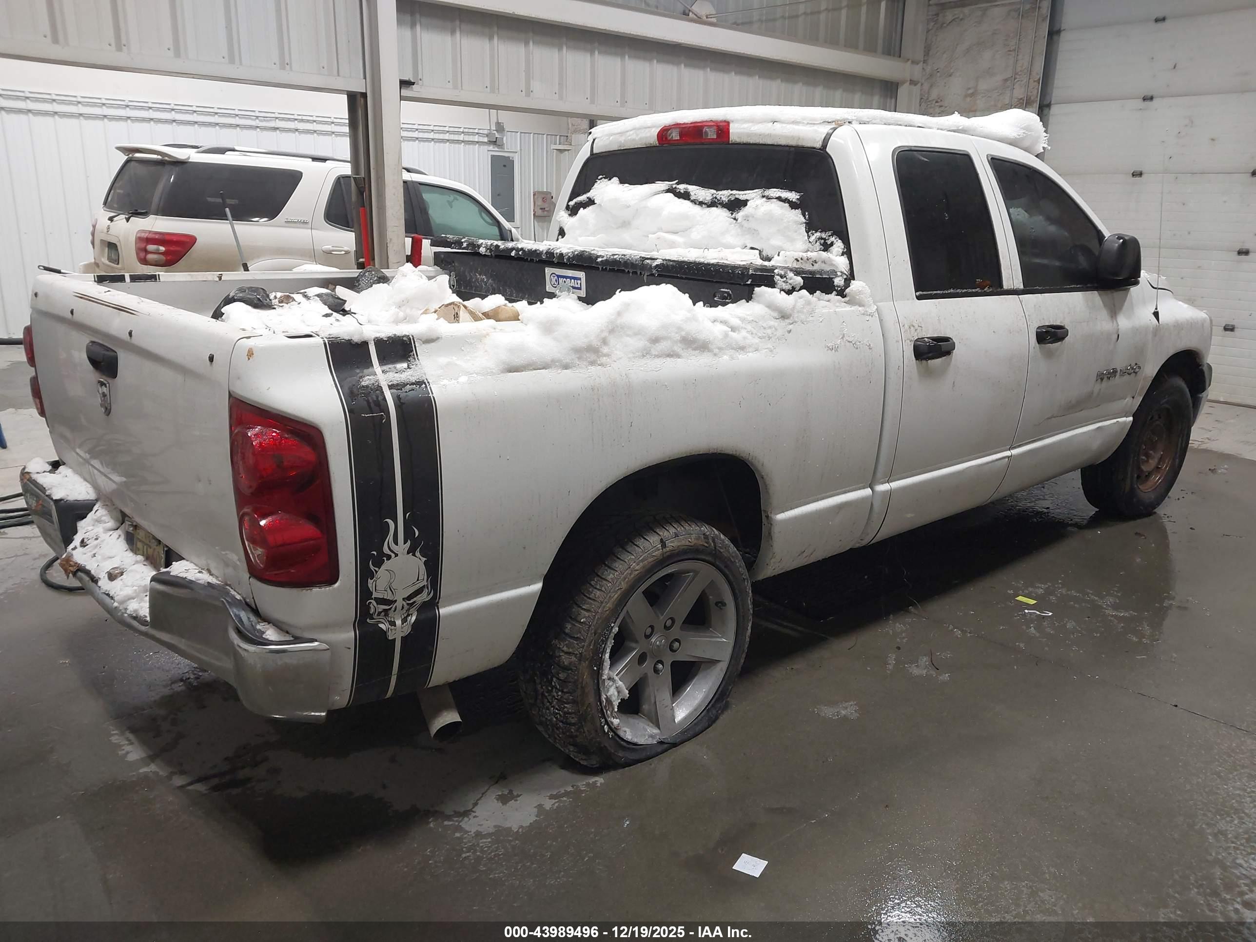 DODGE RAM image 4