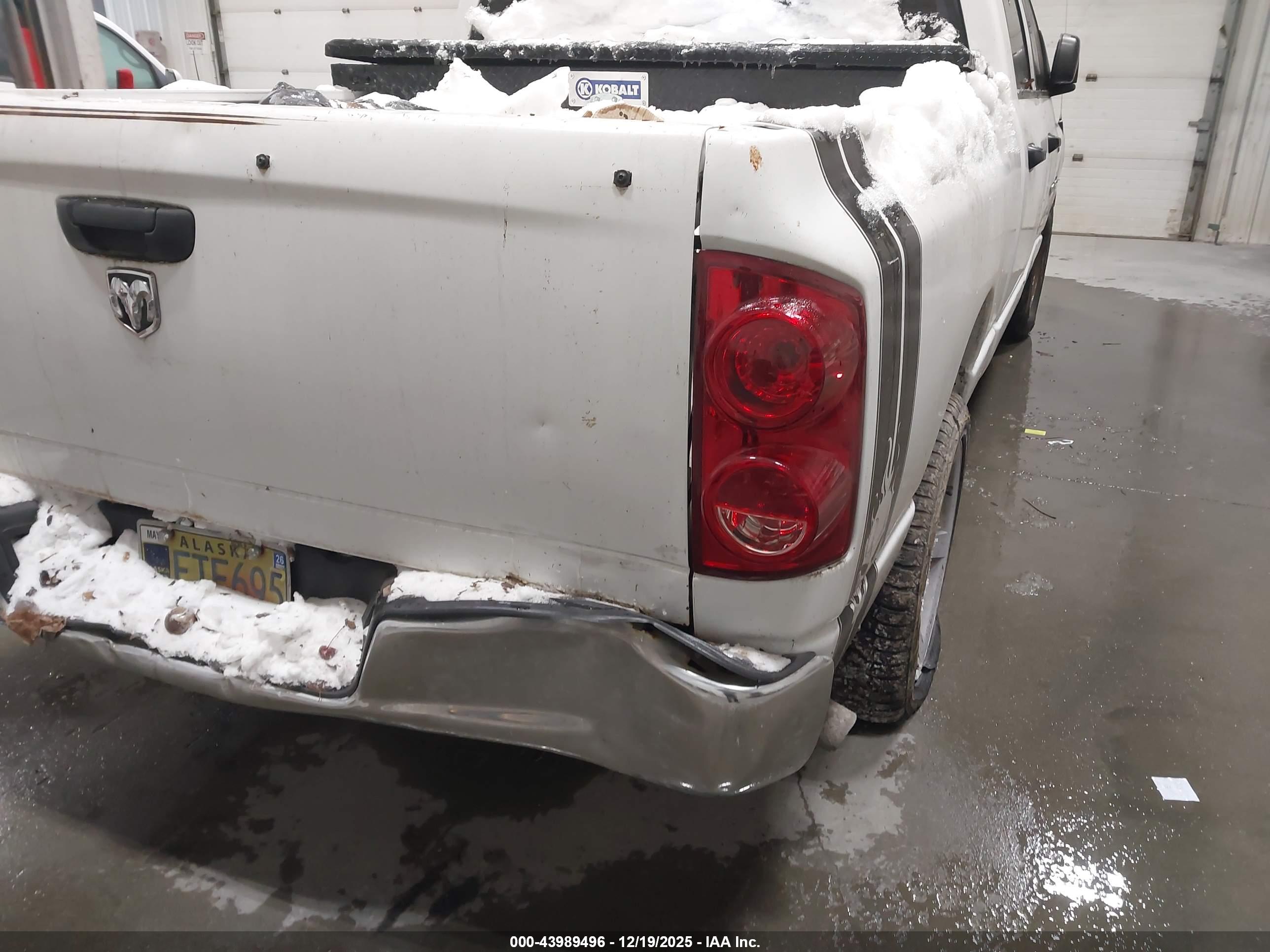 DODGE RAM image 6