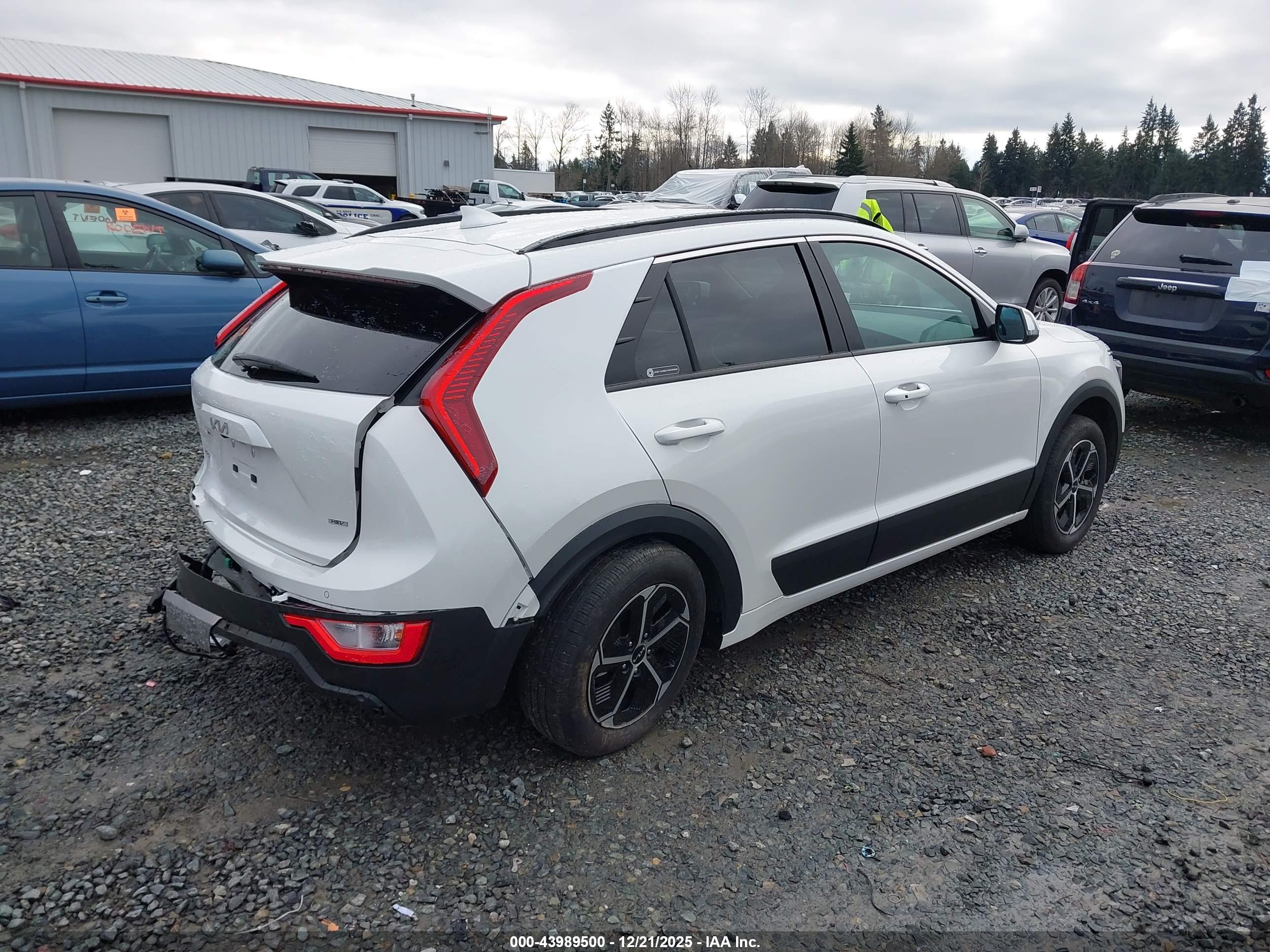 KIA NIRO image 4