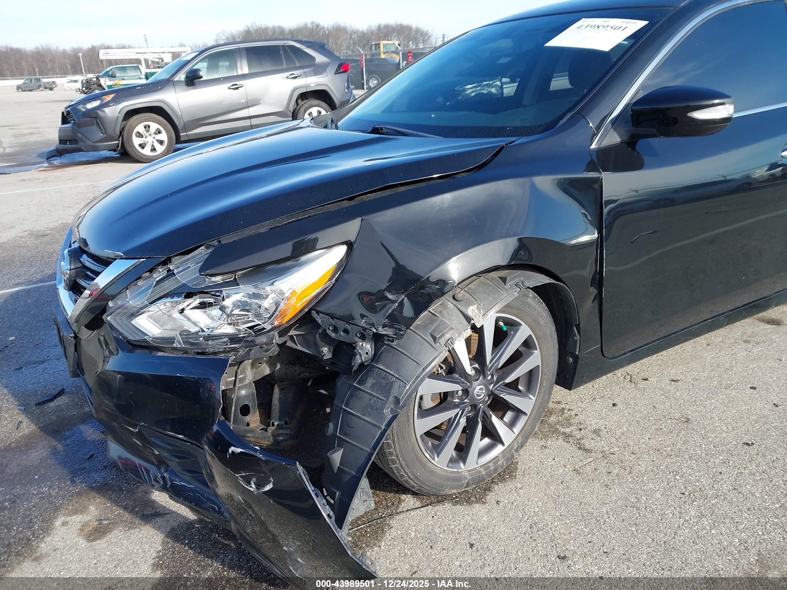 NISSAN ALTIMA image 6