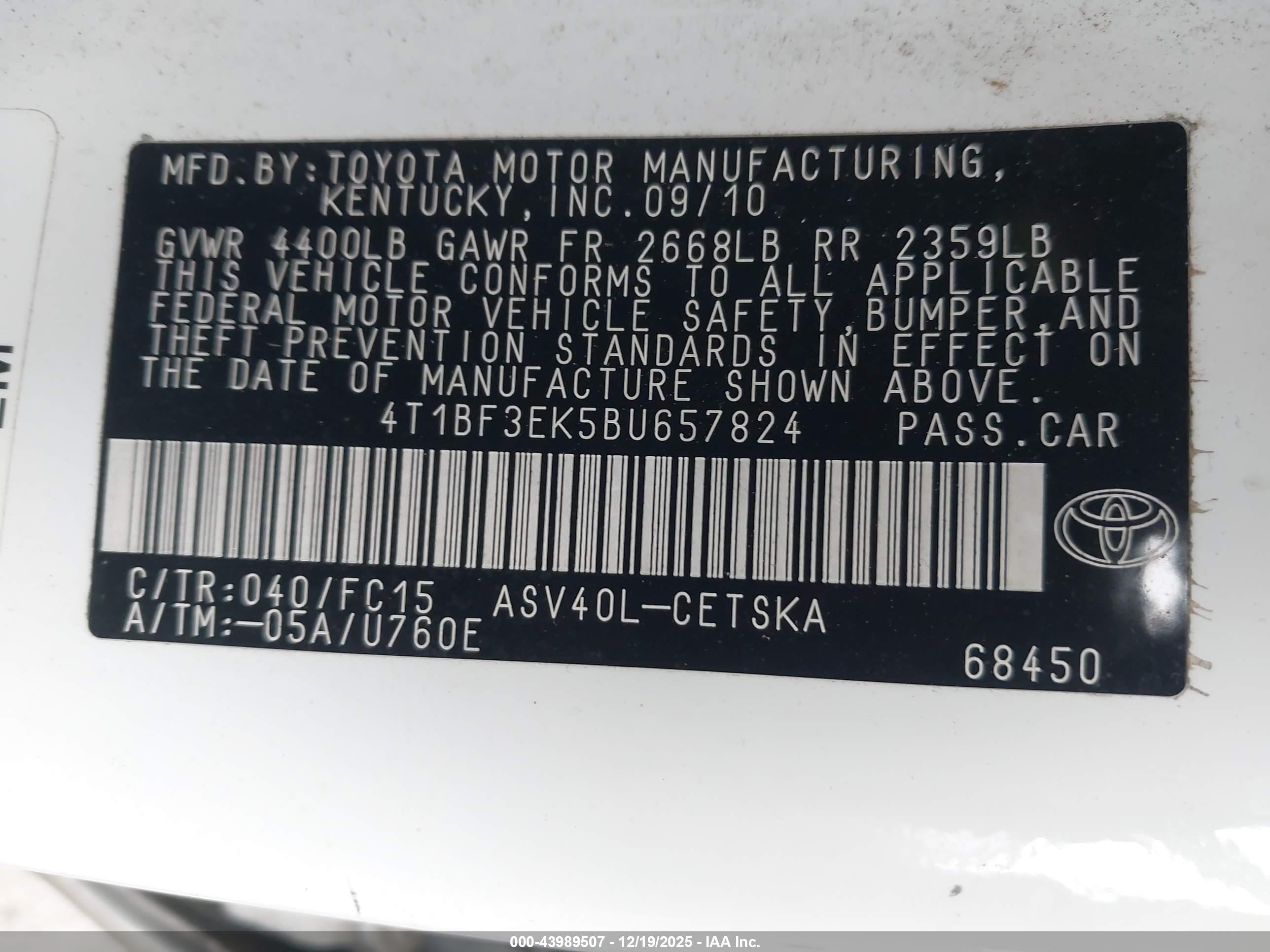 TOYOTA CAMRY image 9