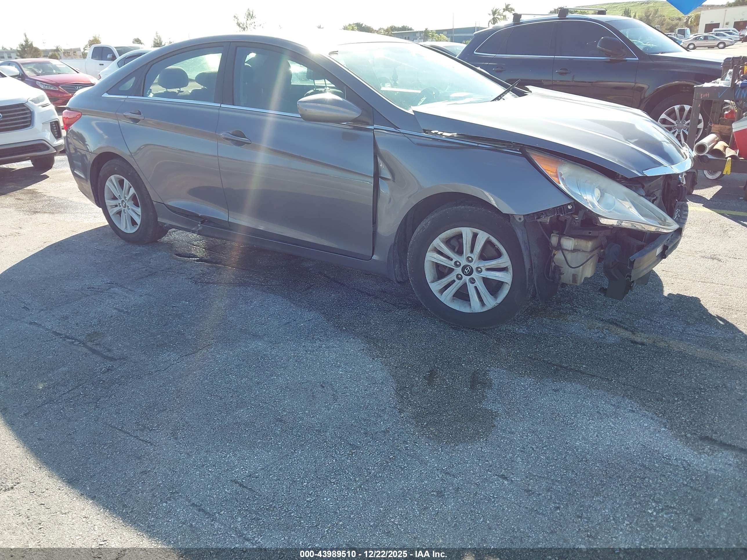 HYUNDAI SONATA image 6