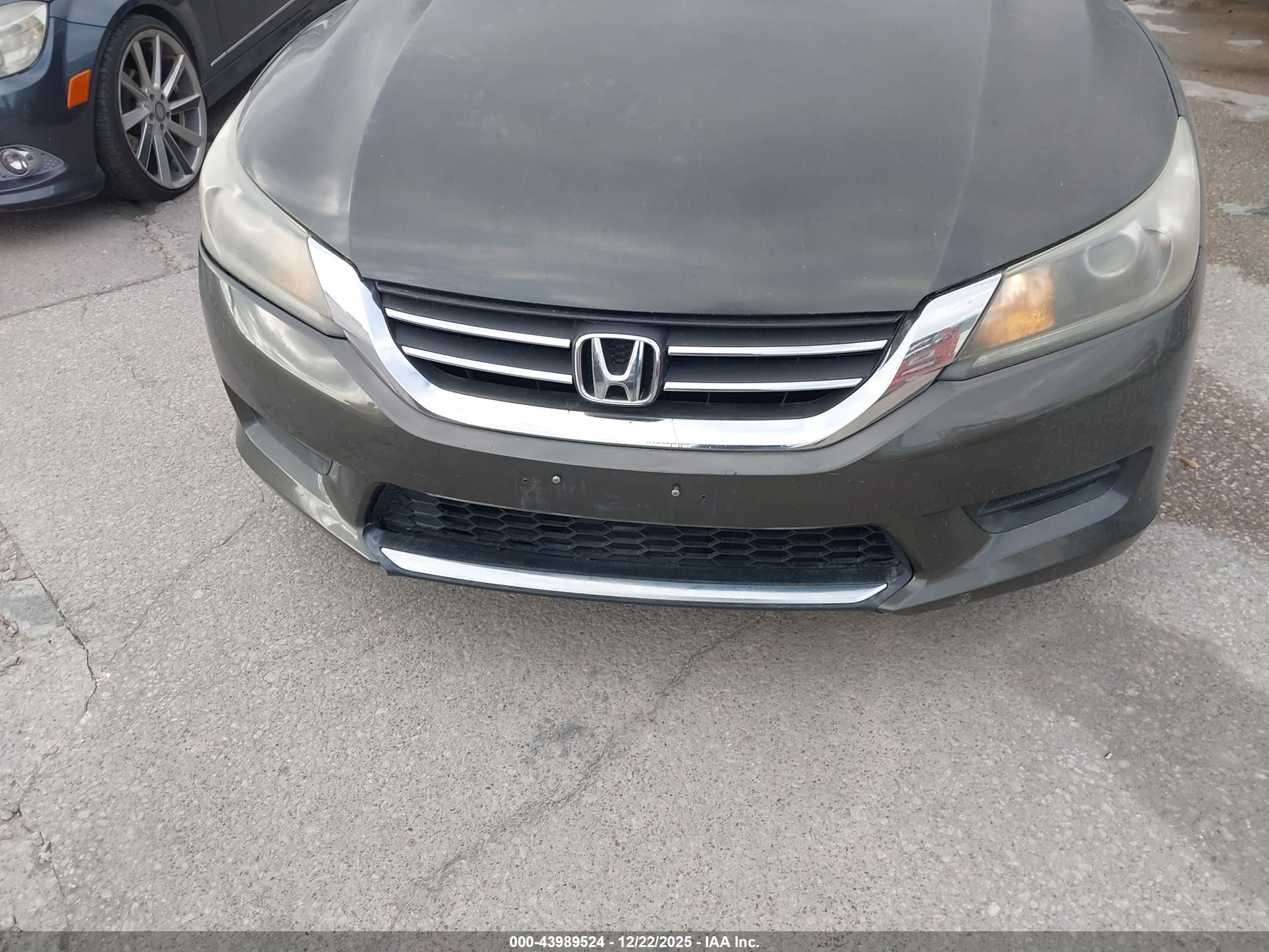 HONDA ACCORD image 6