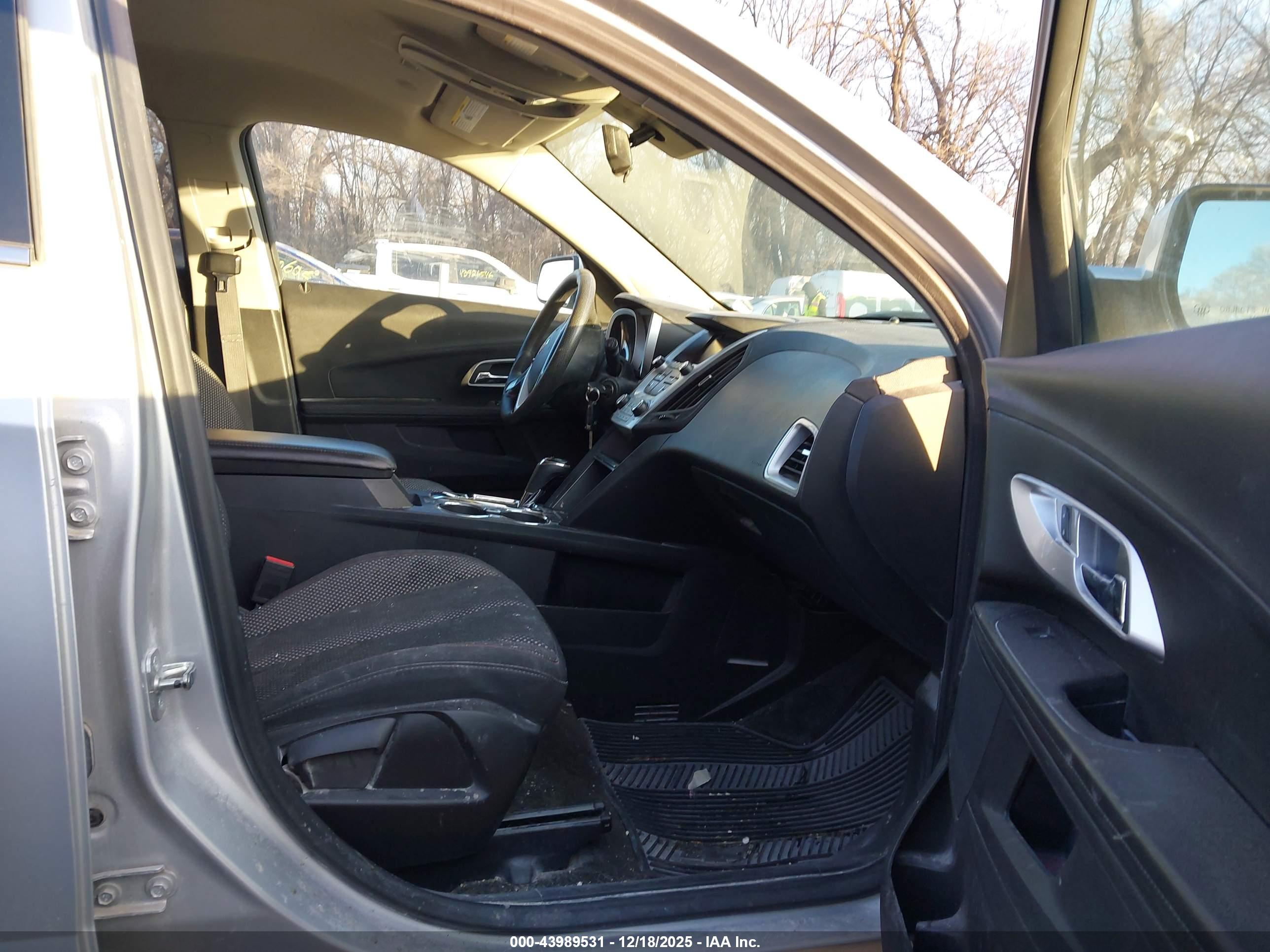 CHEVROLET EQUINOX image 5
