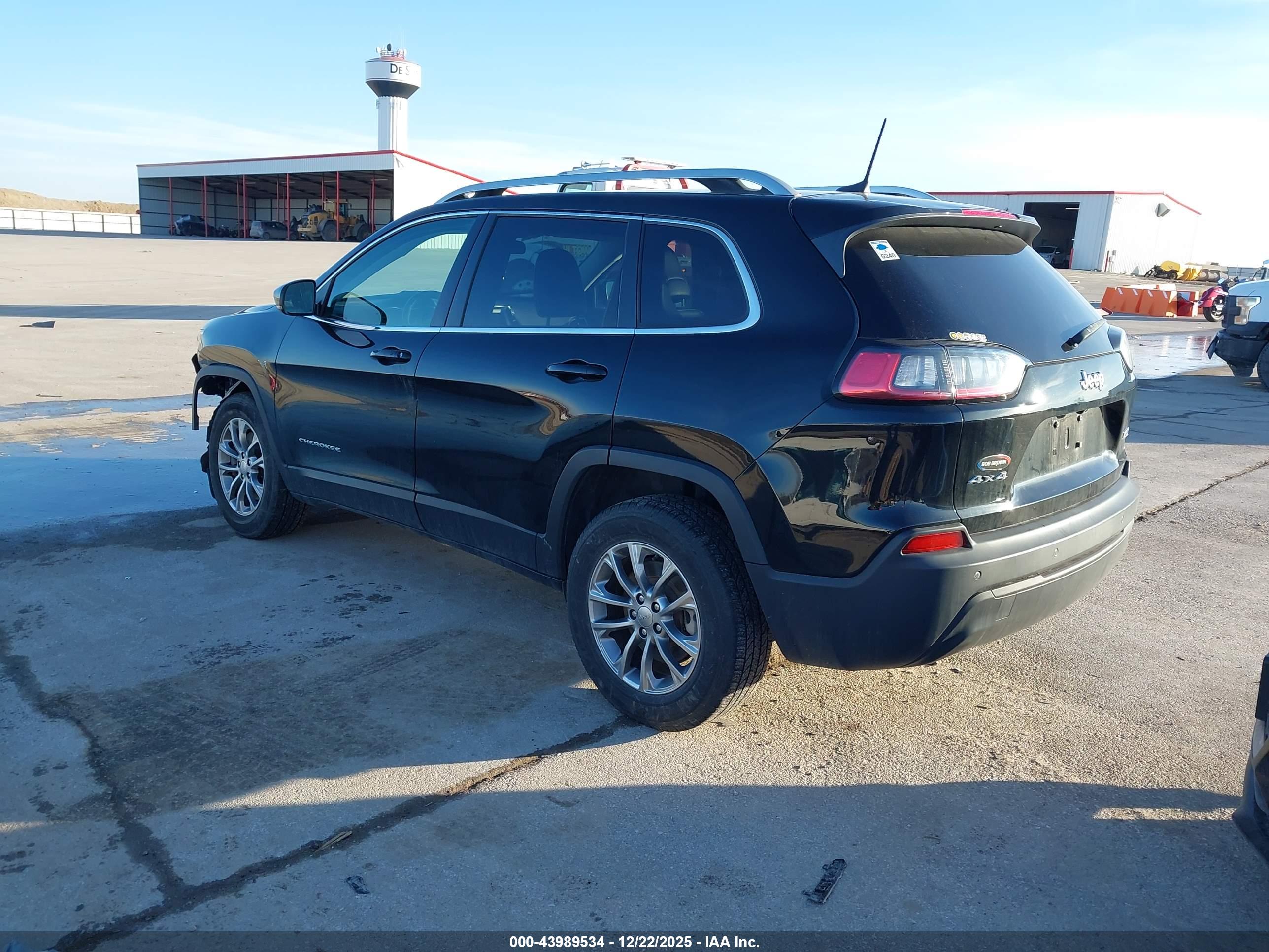 JEEP CHEROKEE image 3