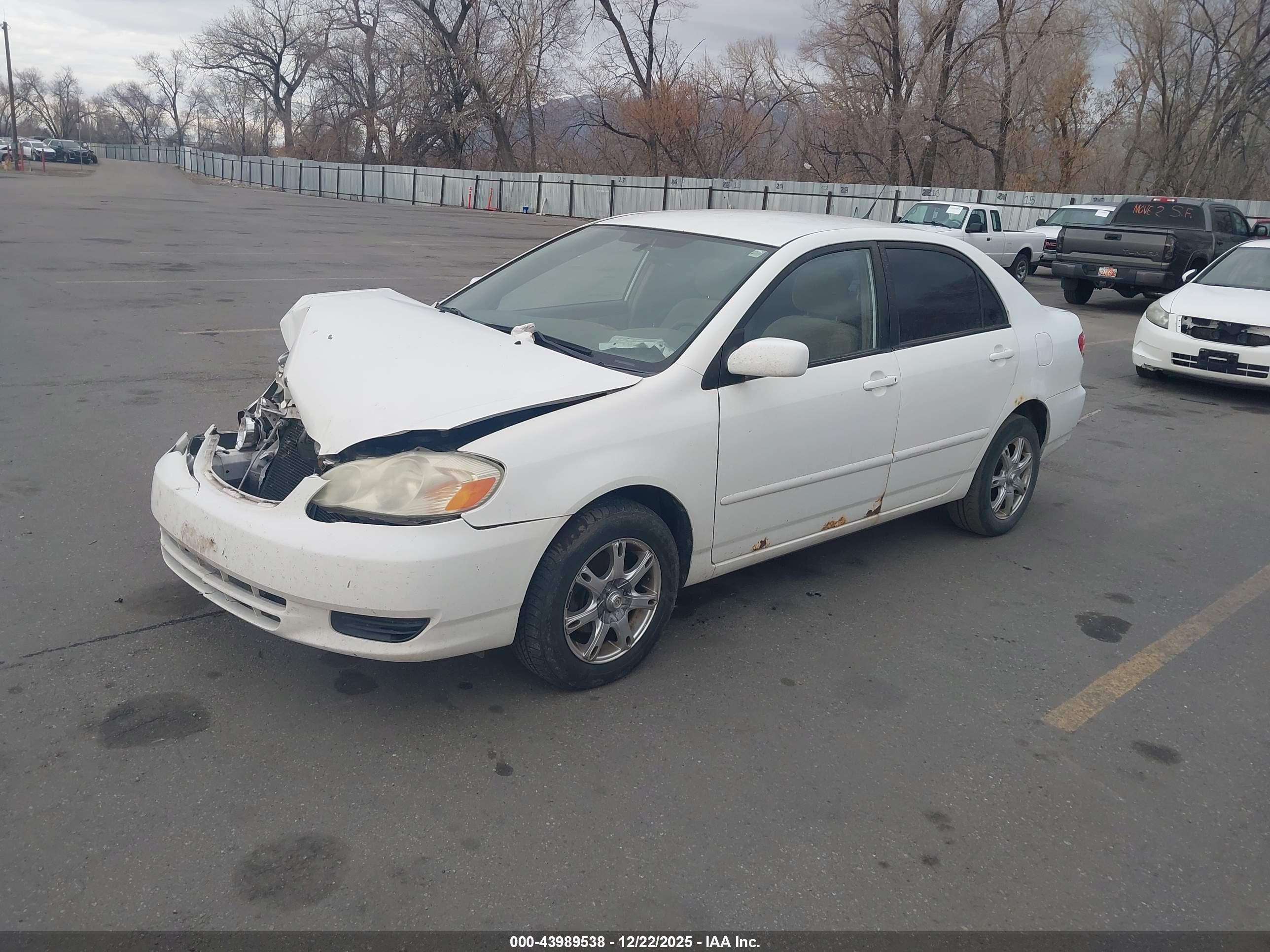 TOYOTA COROLLA image 2