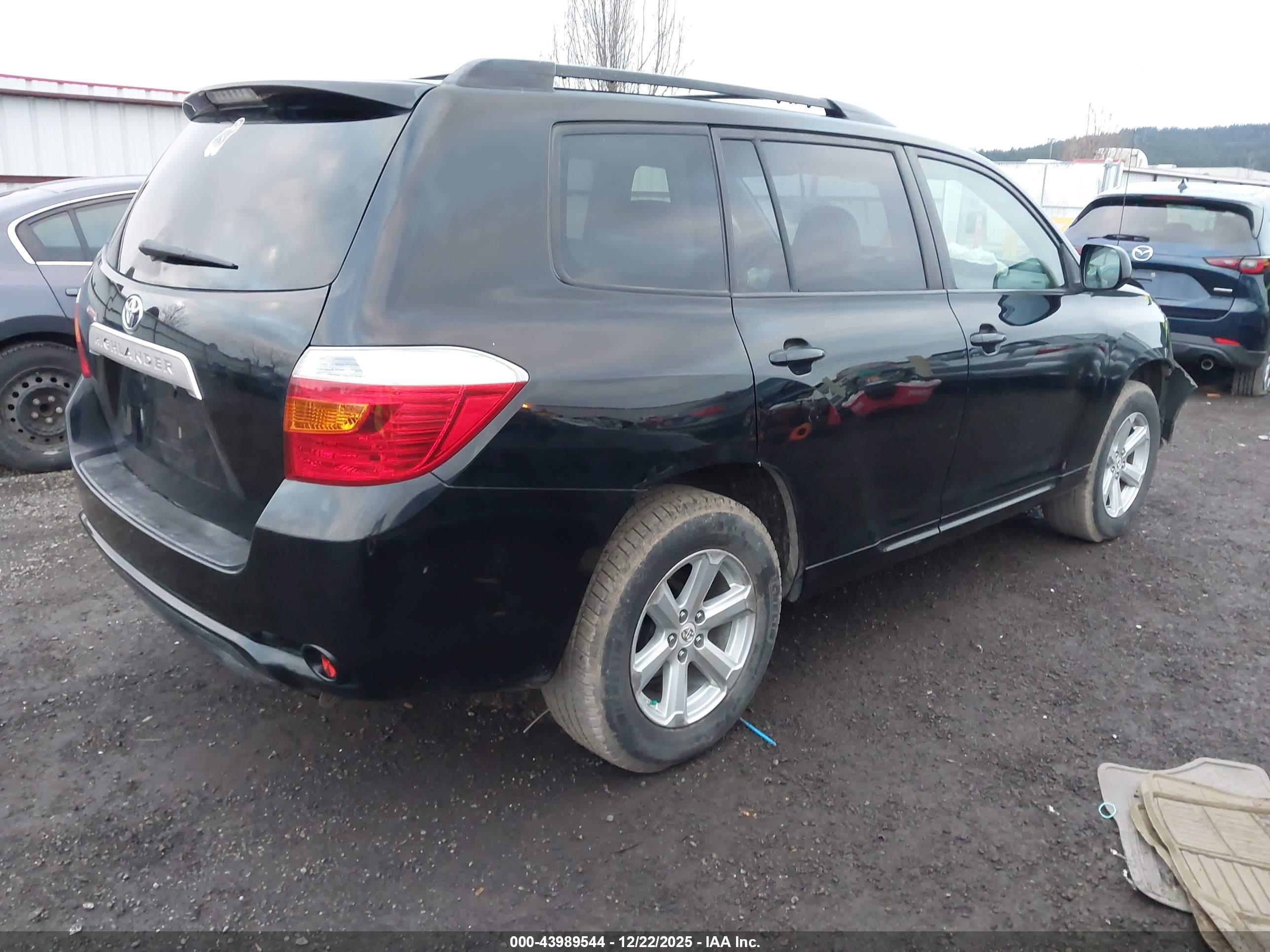 TOYOTA HIGHLANDER image 4