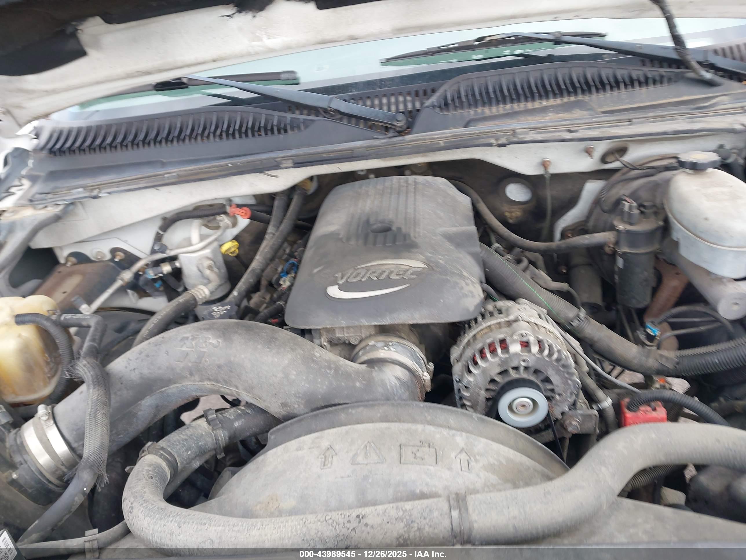 CHEVROLET SILVERADO image 10
