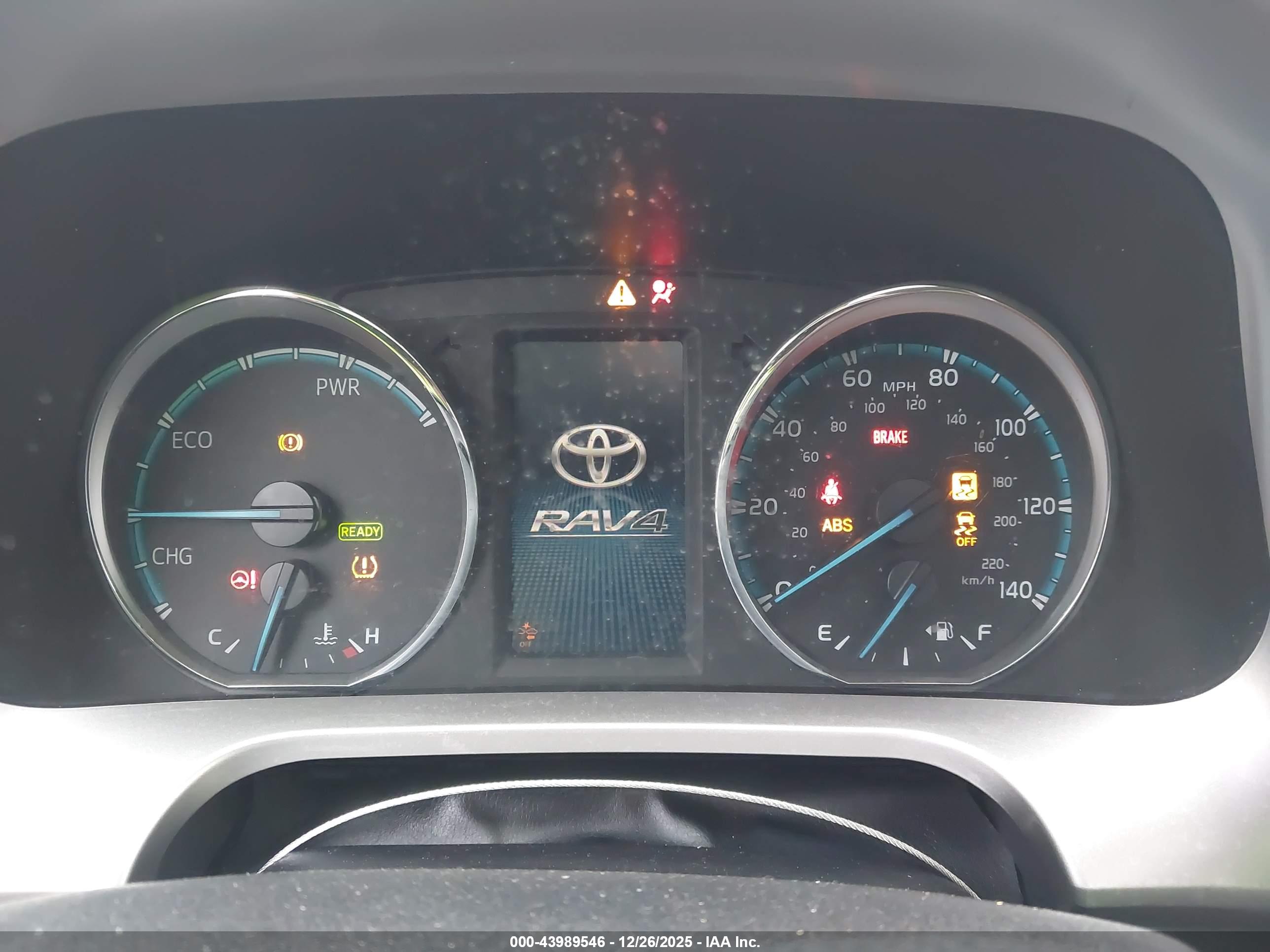 TOYOTA RAV4 image 7