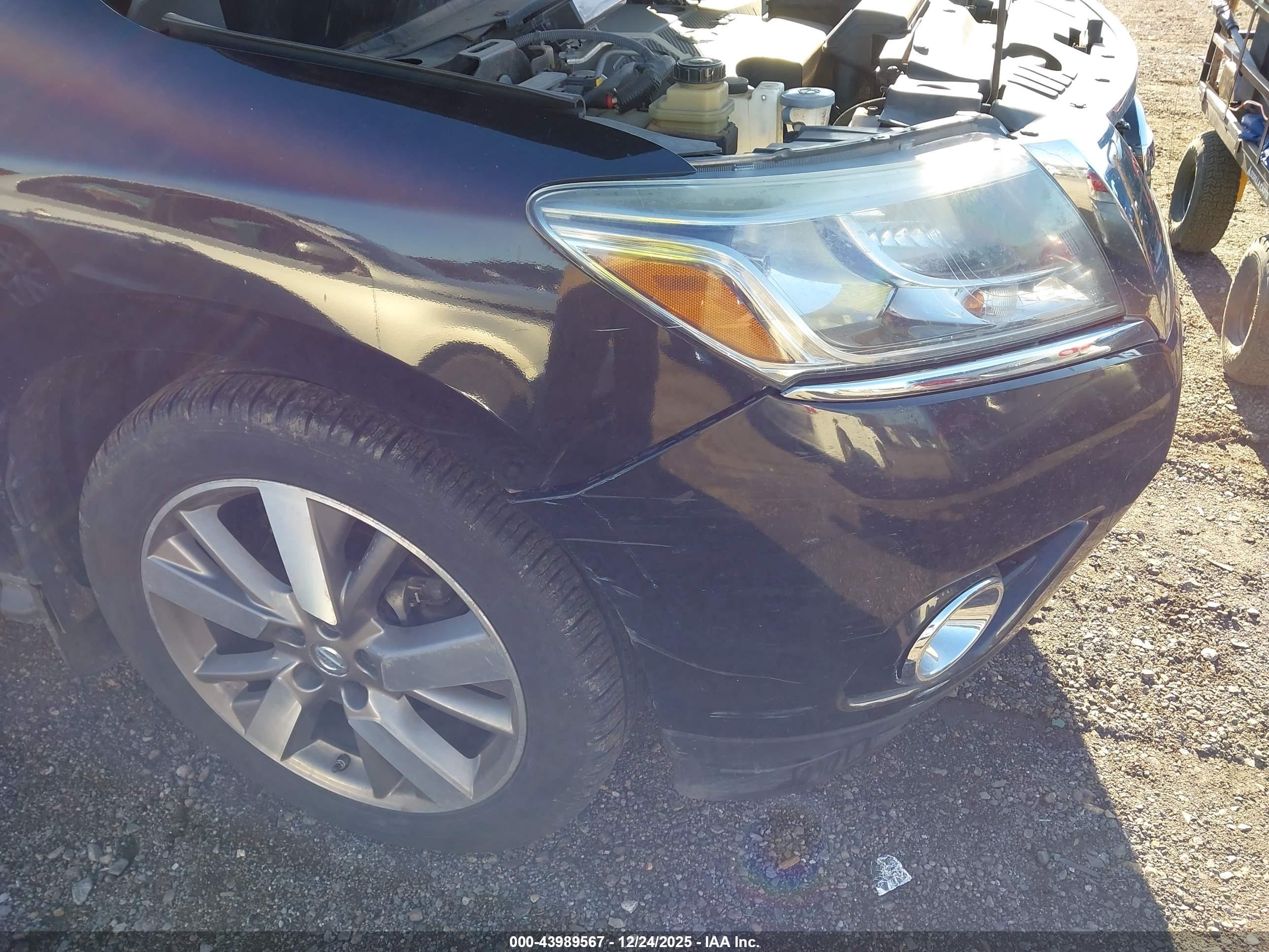 NISSAN PATHFINDER image 6
