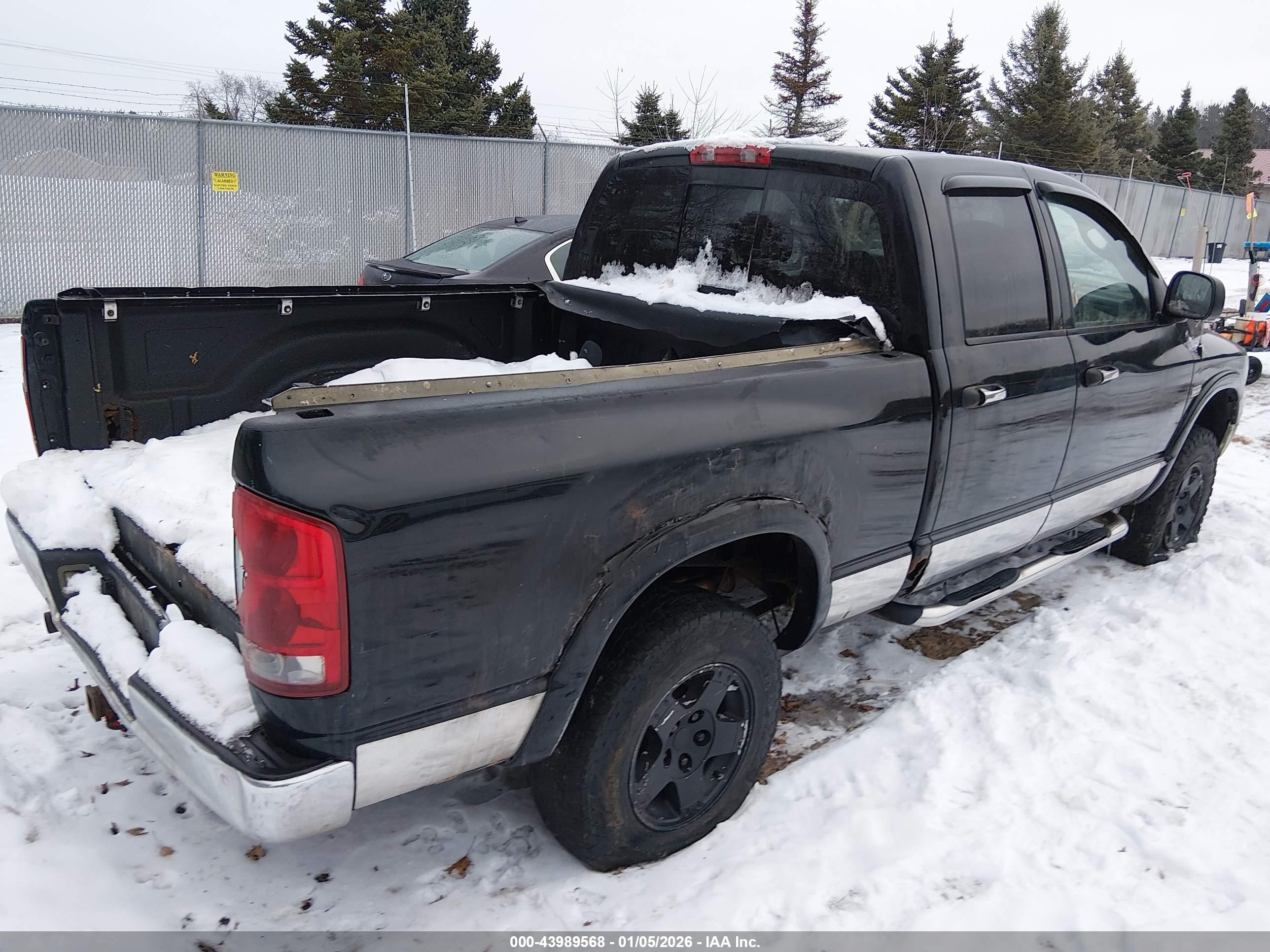 DODGE RAM image 4