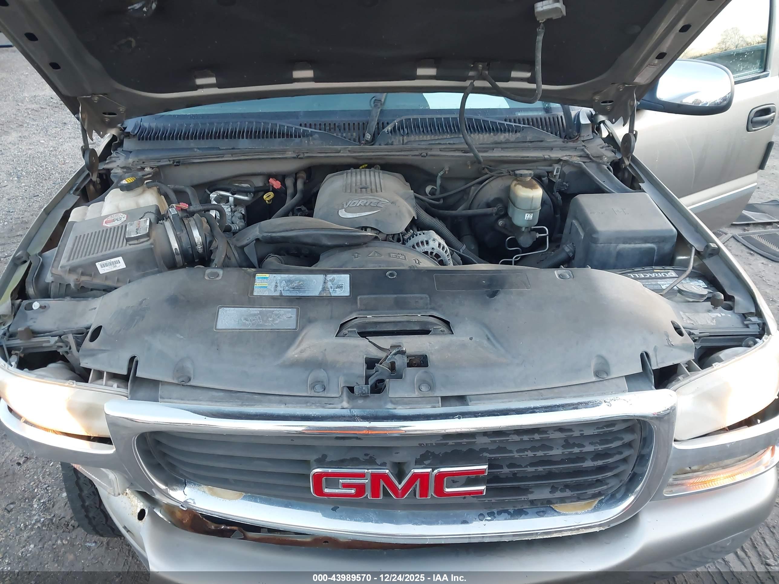 GMC SIERRA image 10