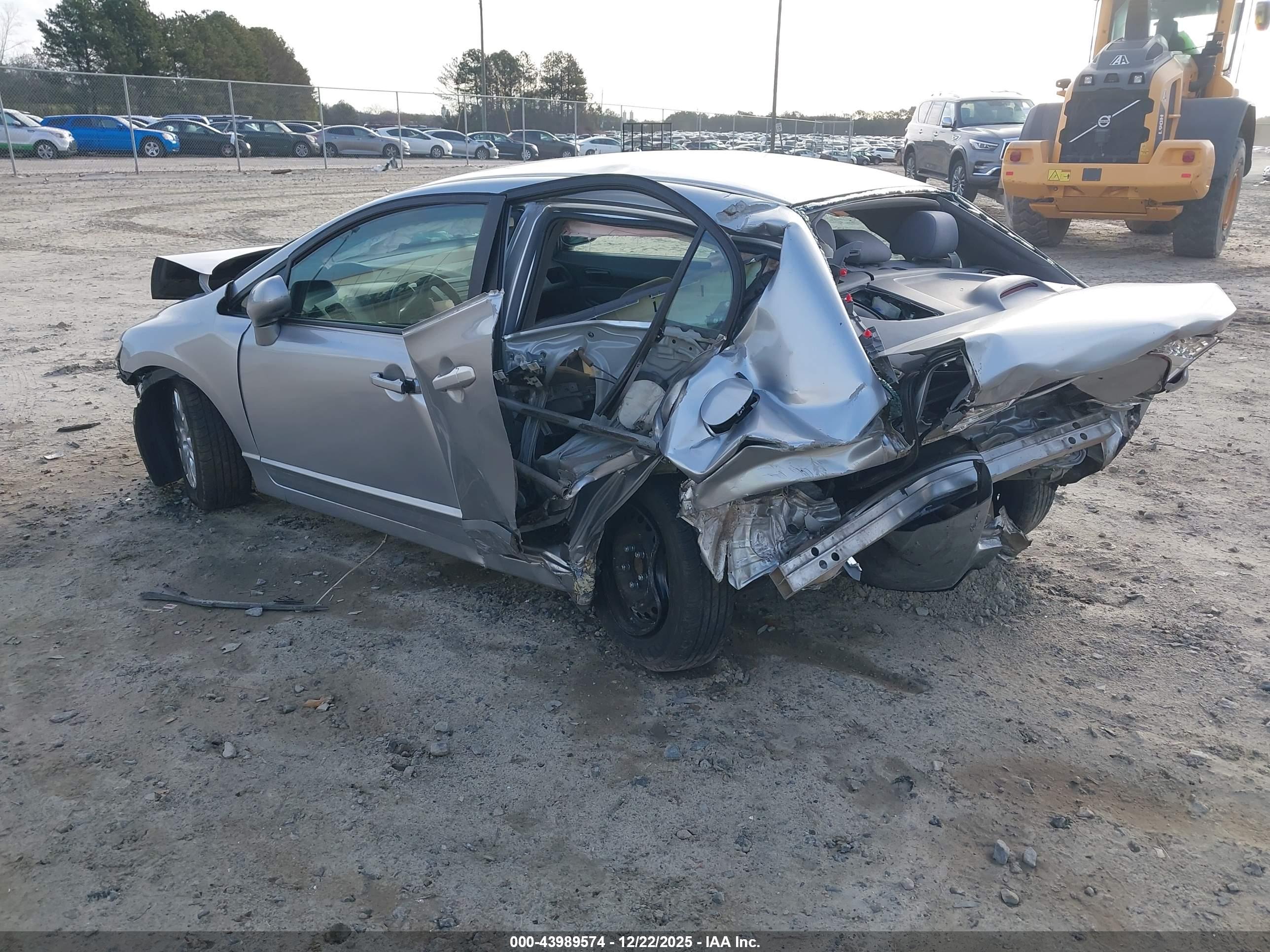 HONDA CIVIC image 3