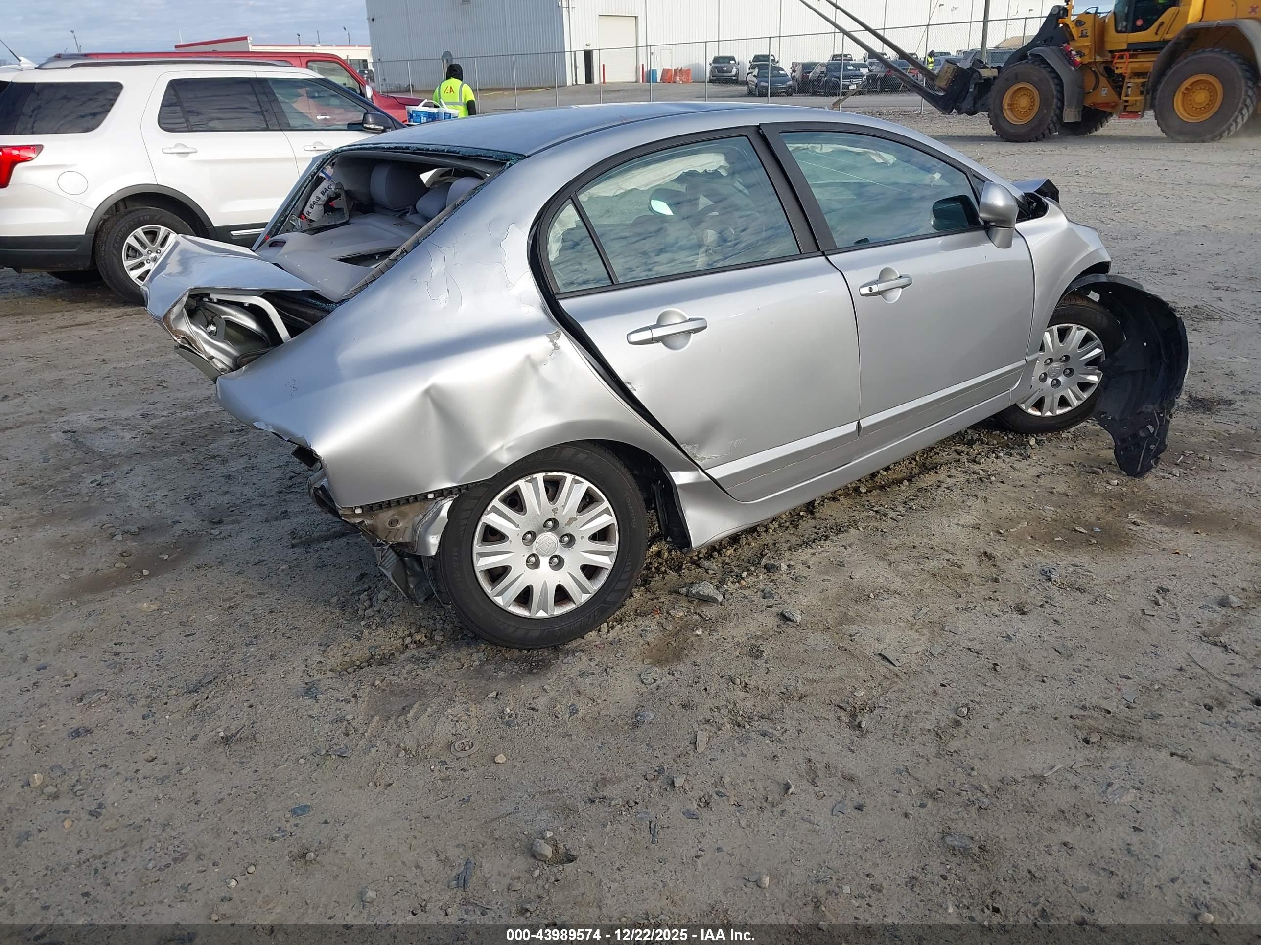 HONDA CIVIC image 4