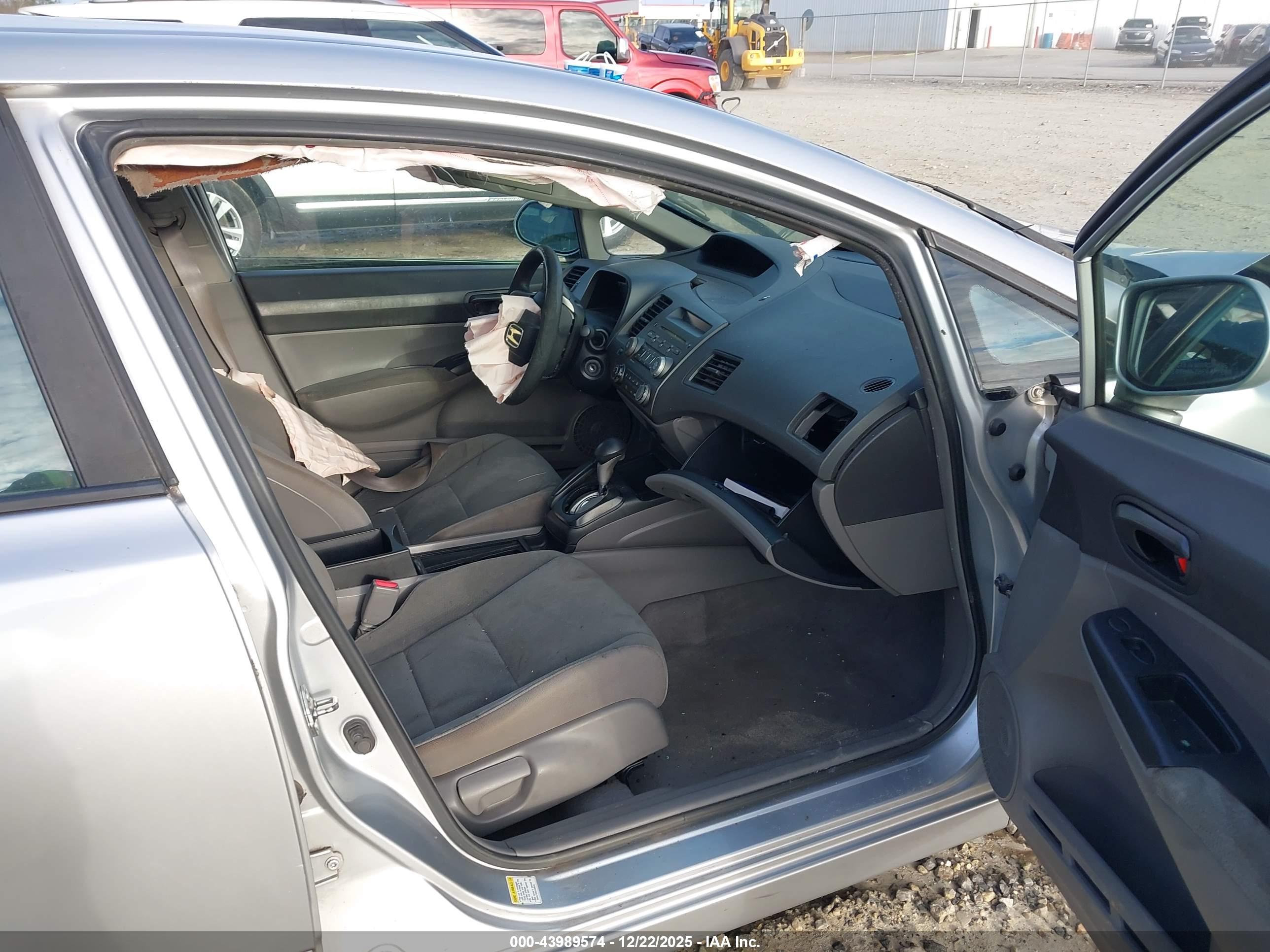 HONDA CIVIC image 5