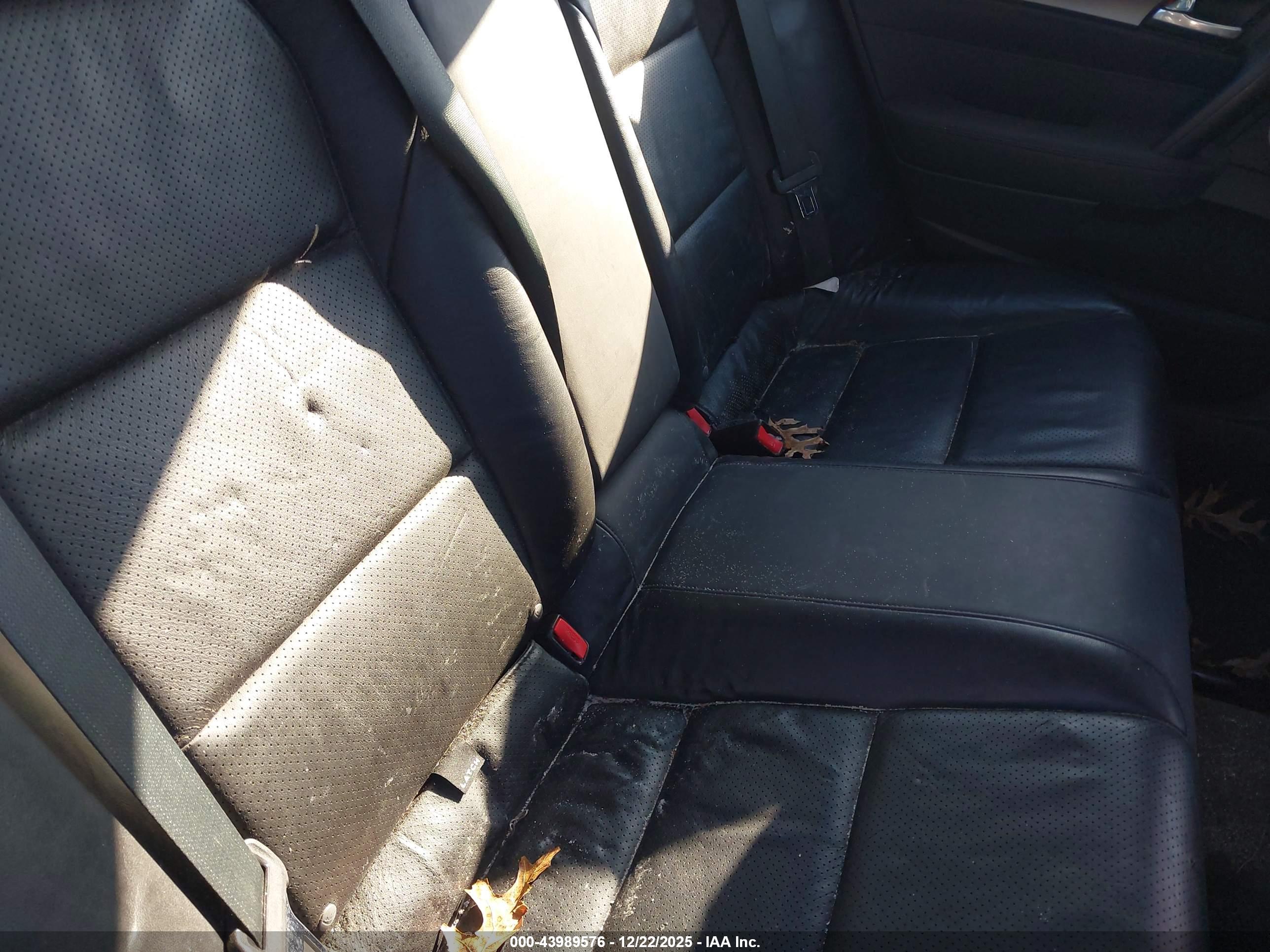 ACURA TL image 8