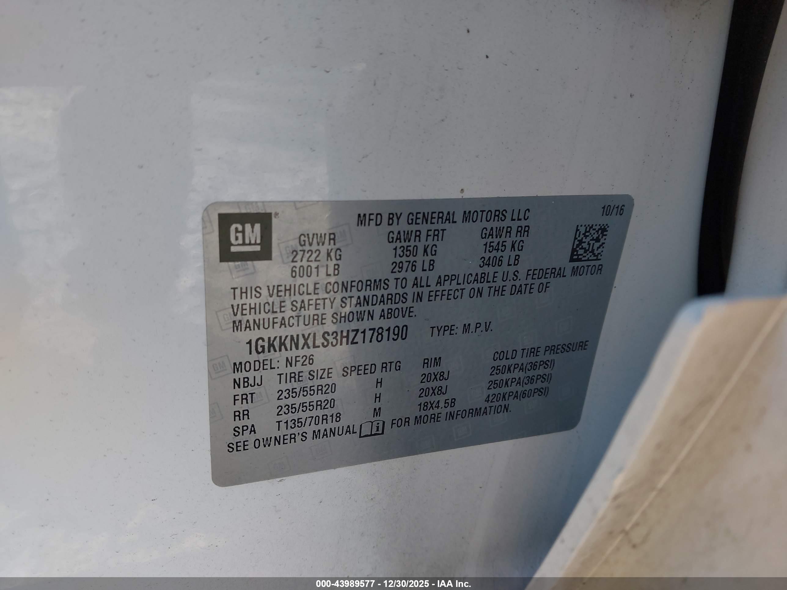 GMC ACADIA image 9