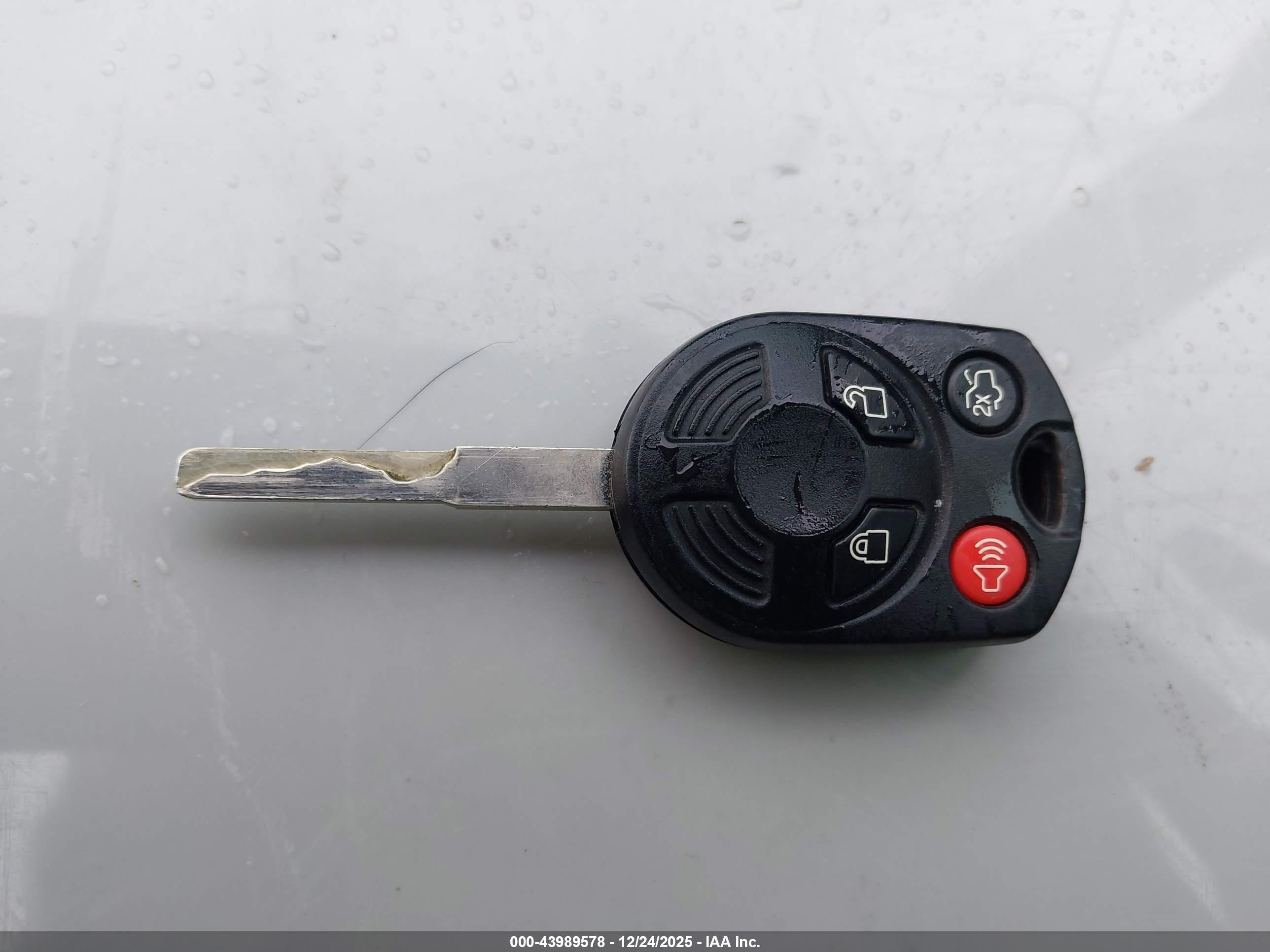 FORD FOCUS image 11