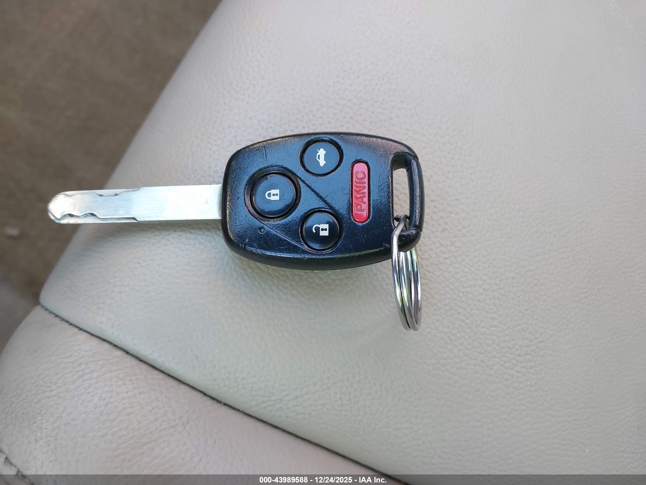 HONDA ACCORD image 11