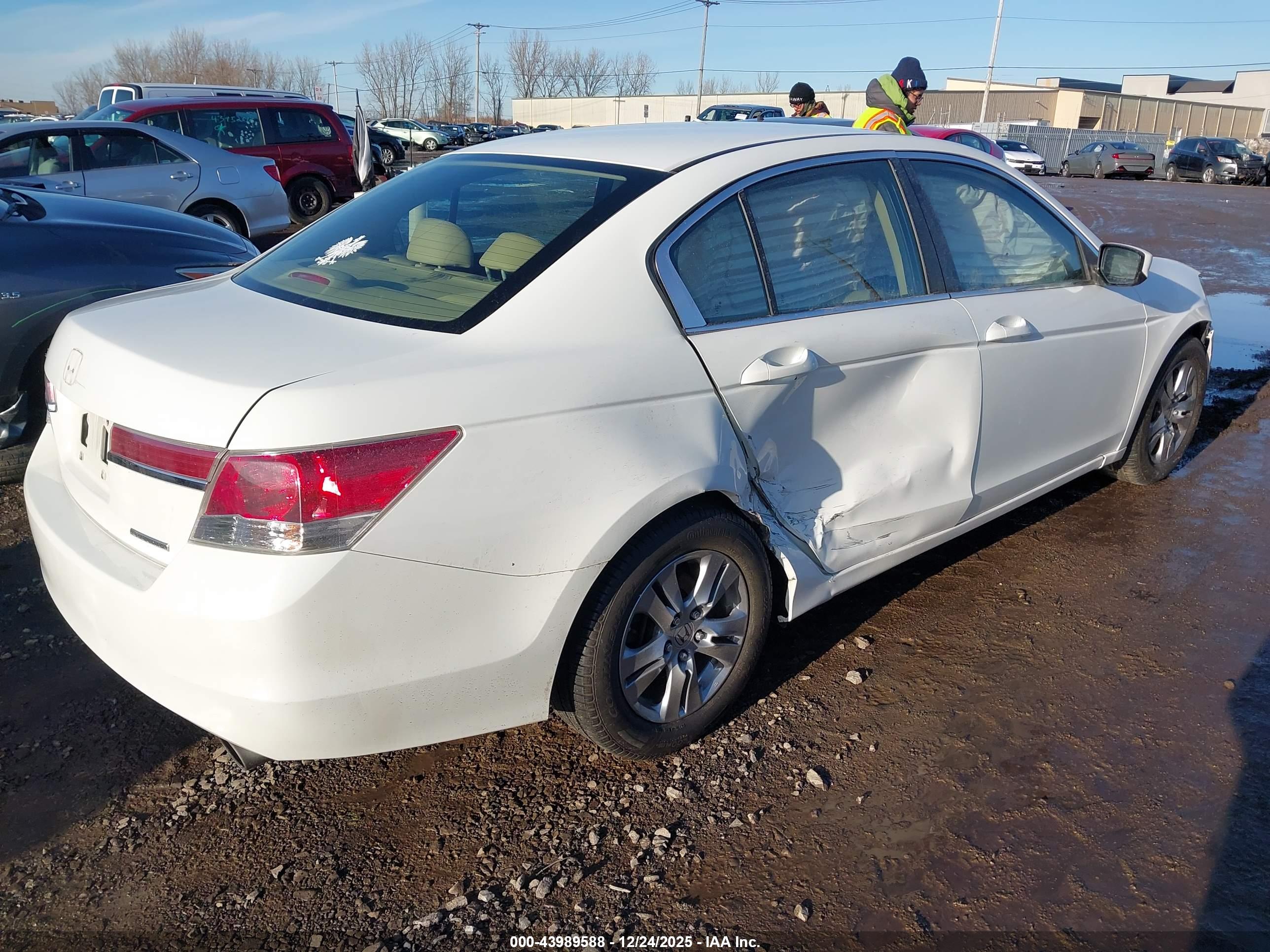 HONDA ACCORD image 4