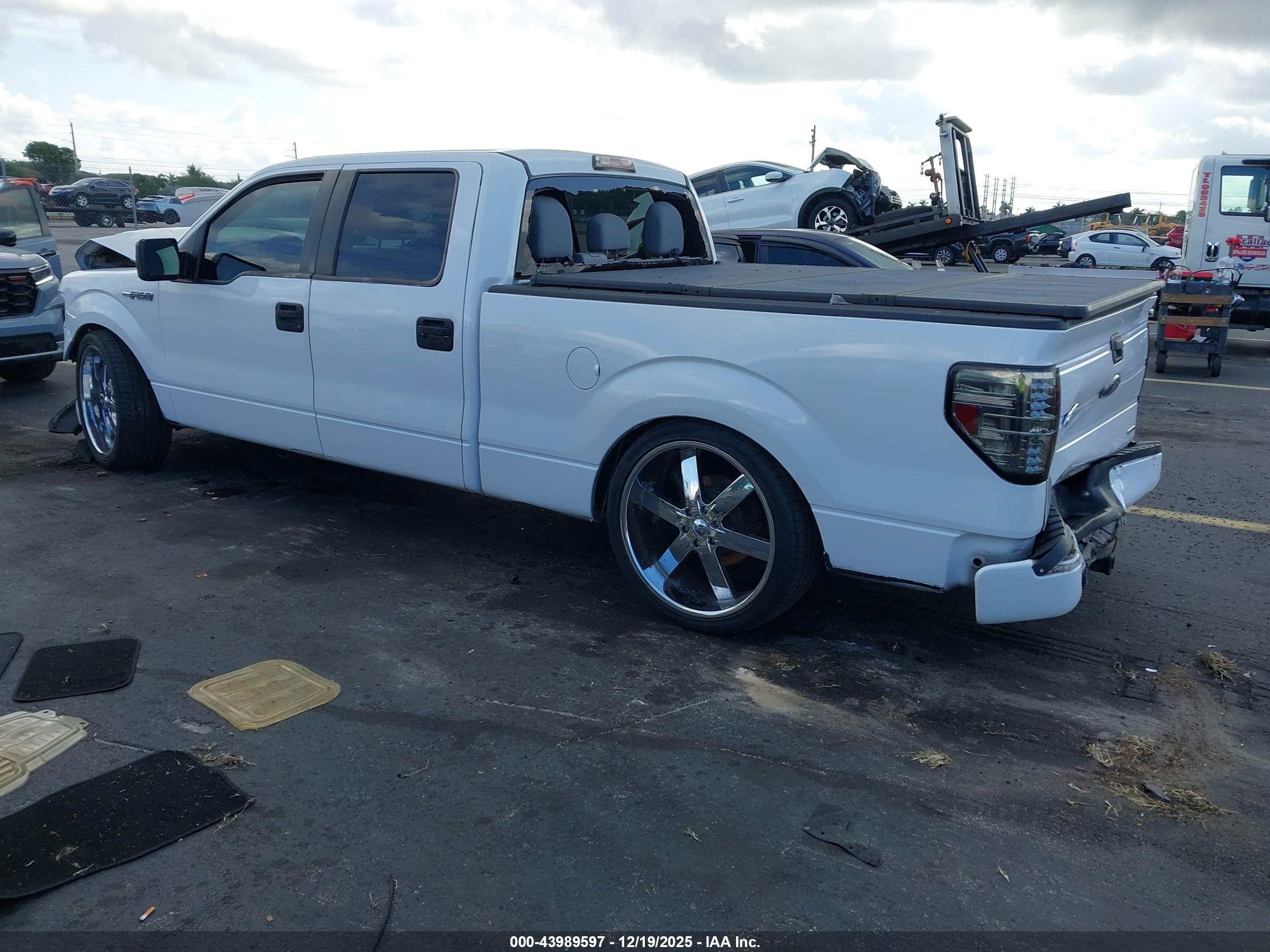 FORD F-150 image 3