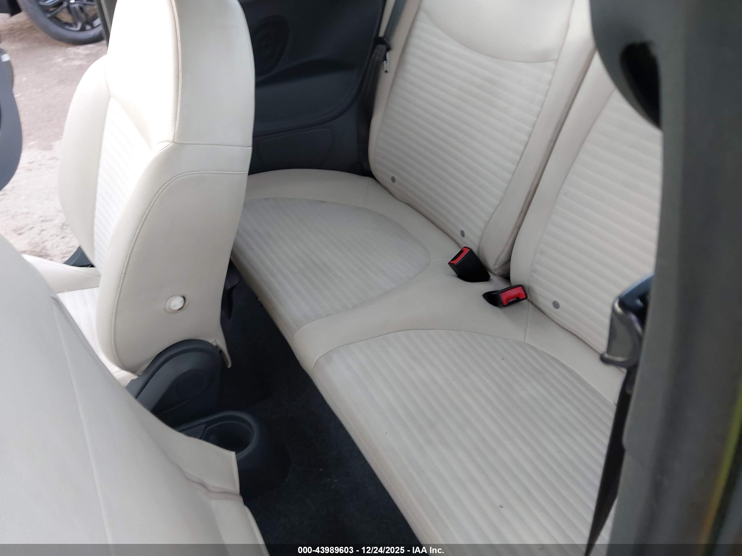 FIAT 500 image 8