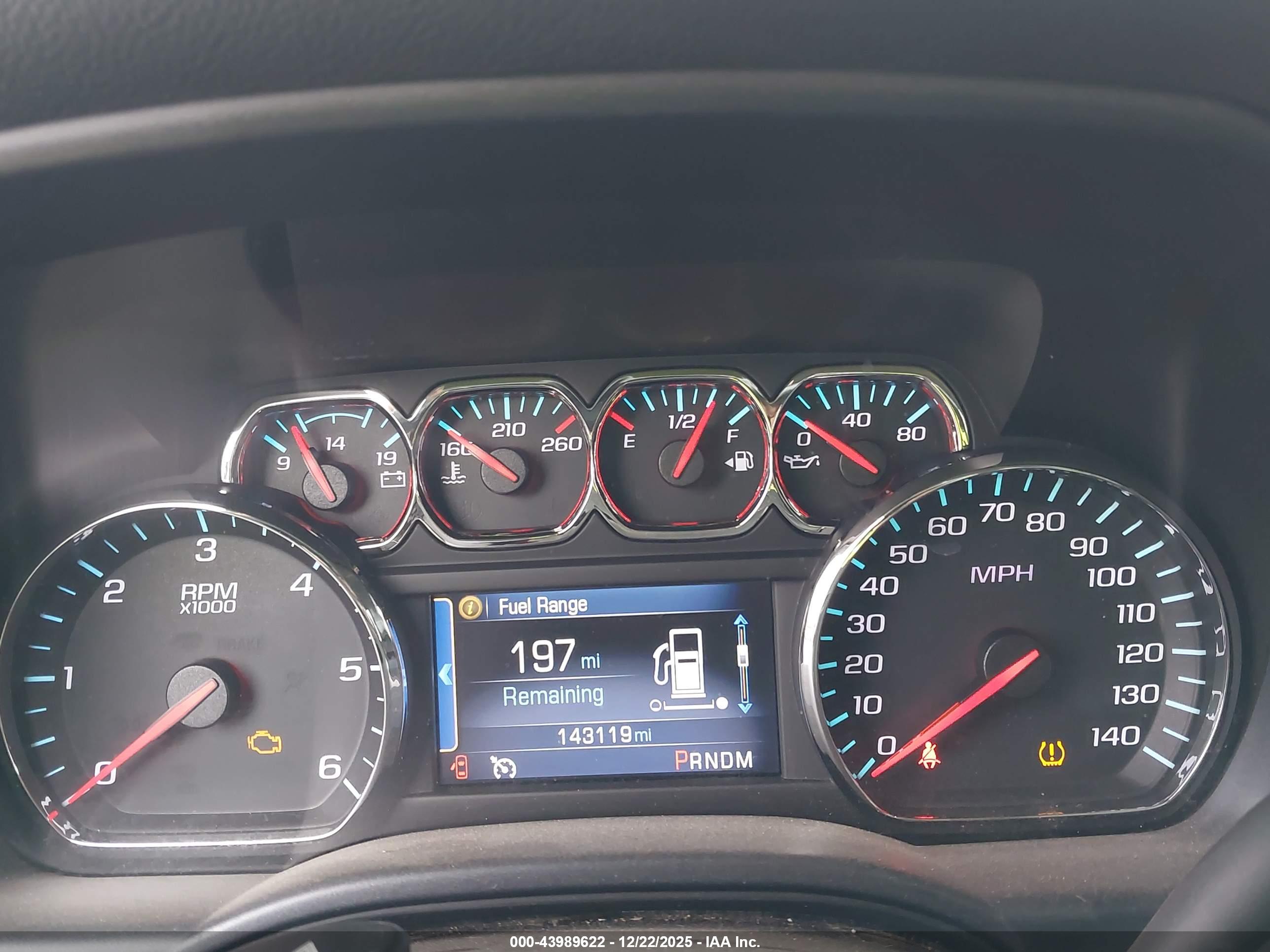 CHEVROLET SILVERADO image 7