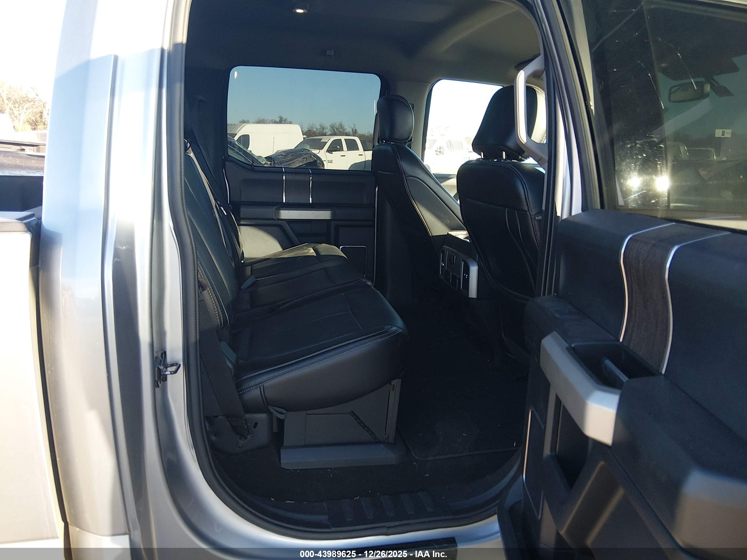FORD F-250 image 8