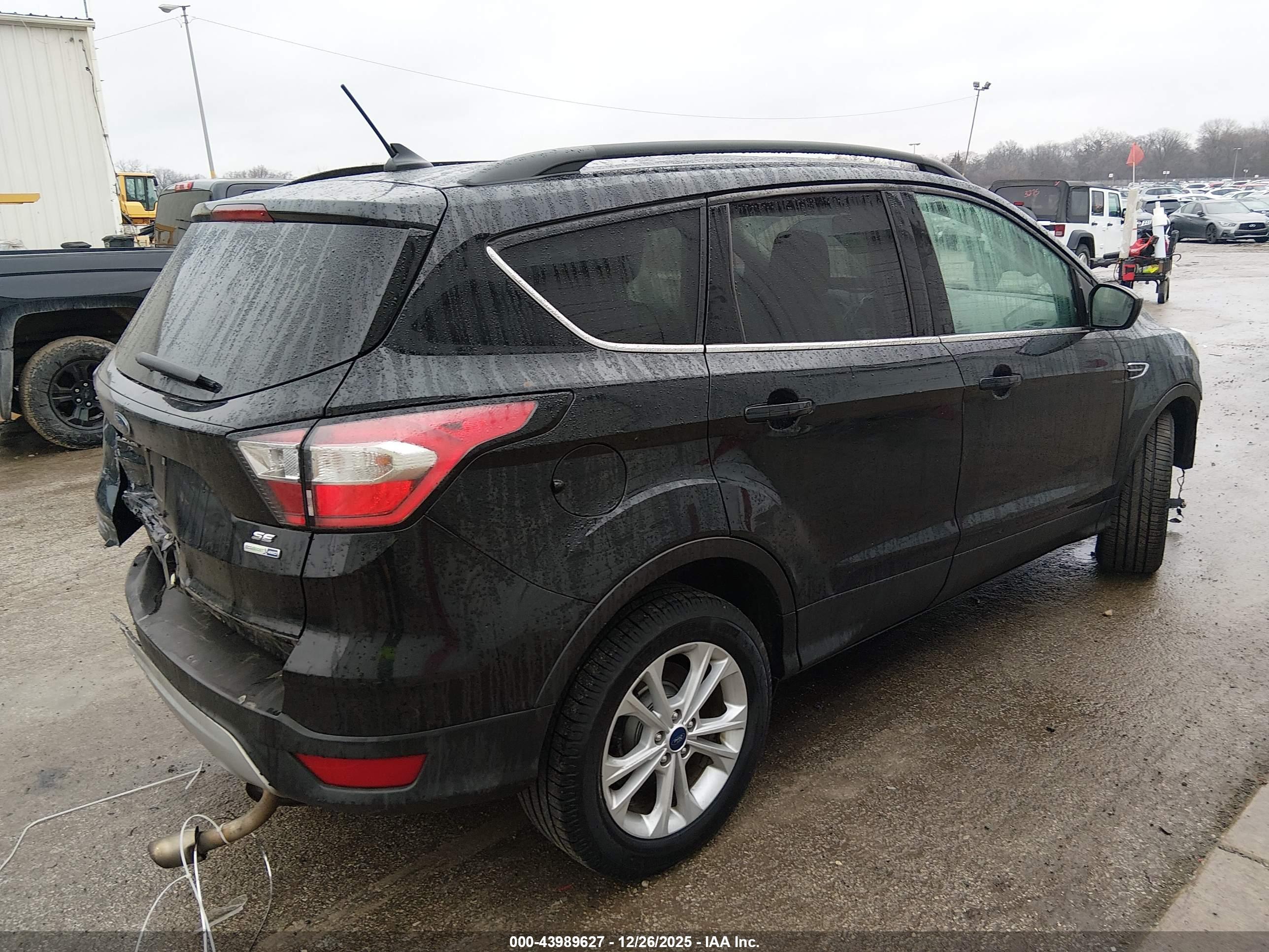 FORD ESCAPE image 4