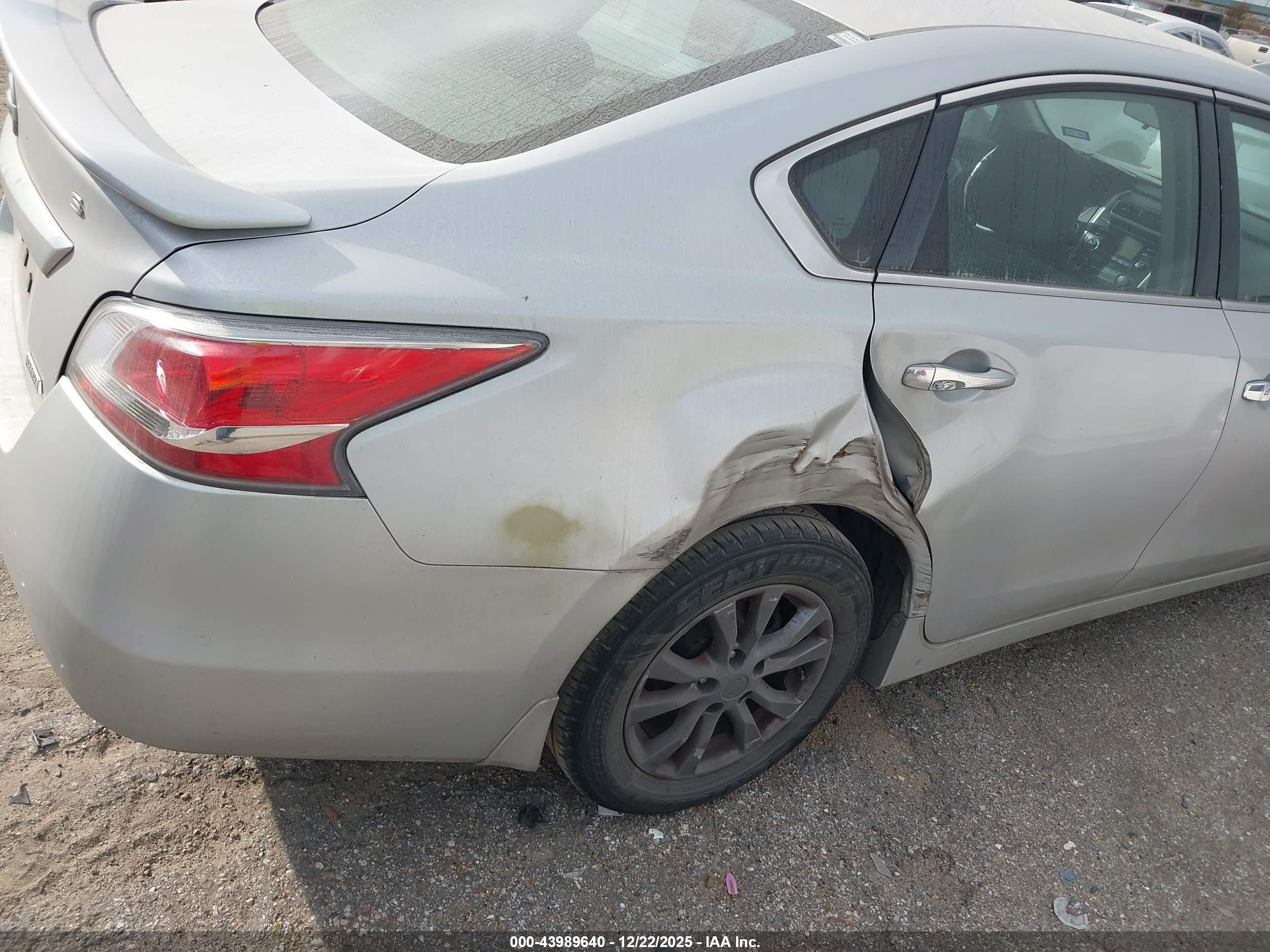 NISSAN ALTIMA image 6