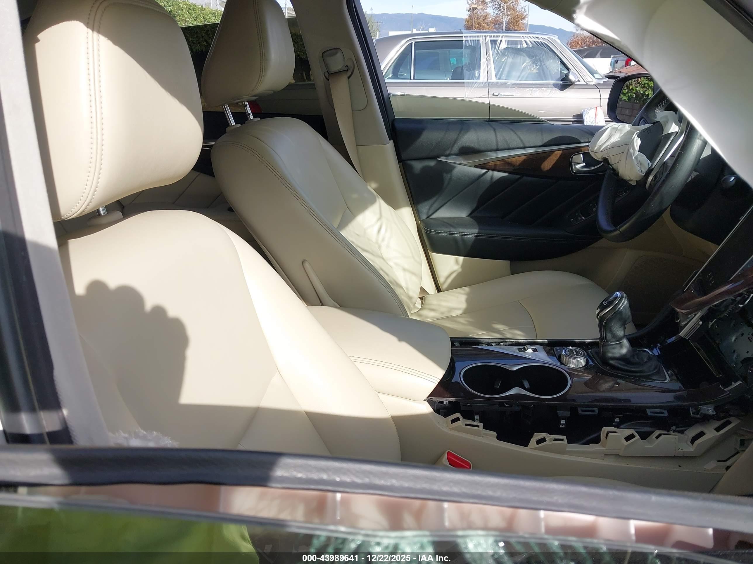 INFINITI Q50 image 5