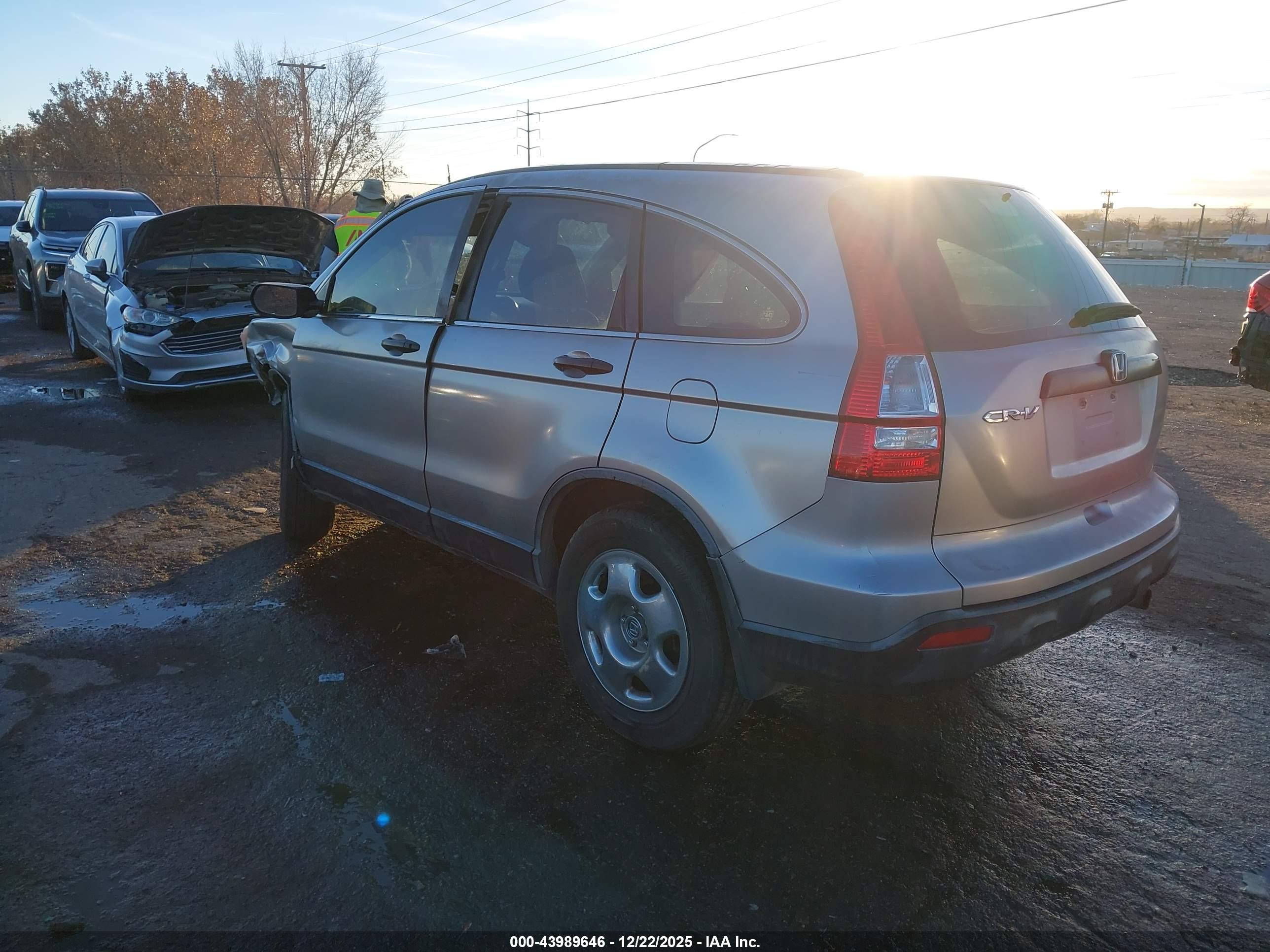 HONDA CR-V image 3