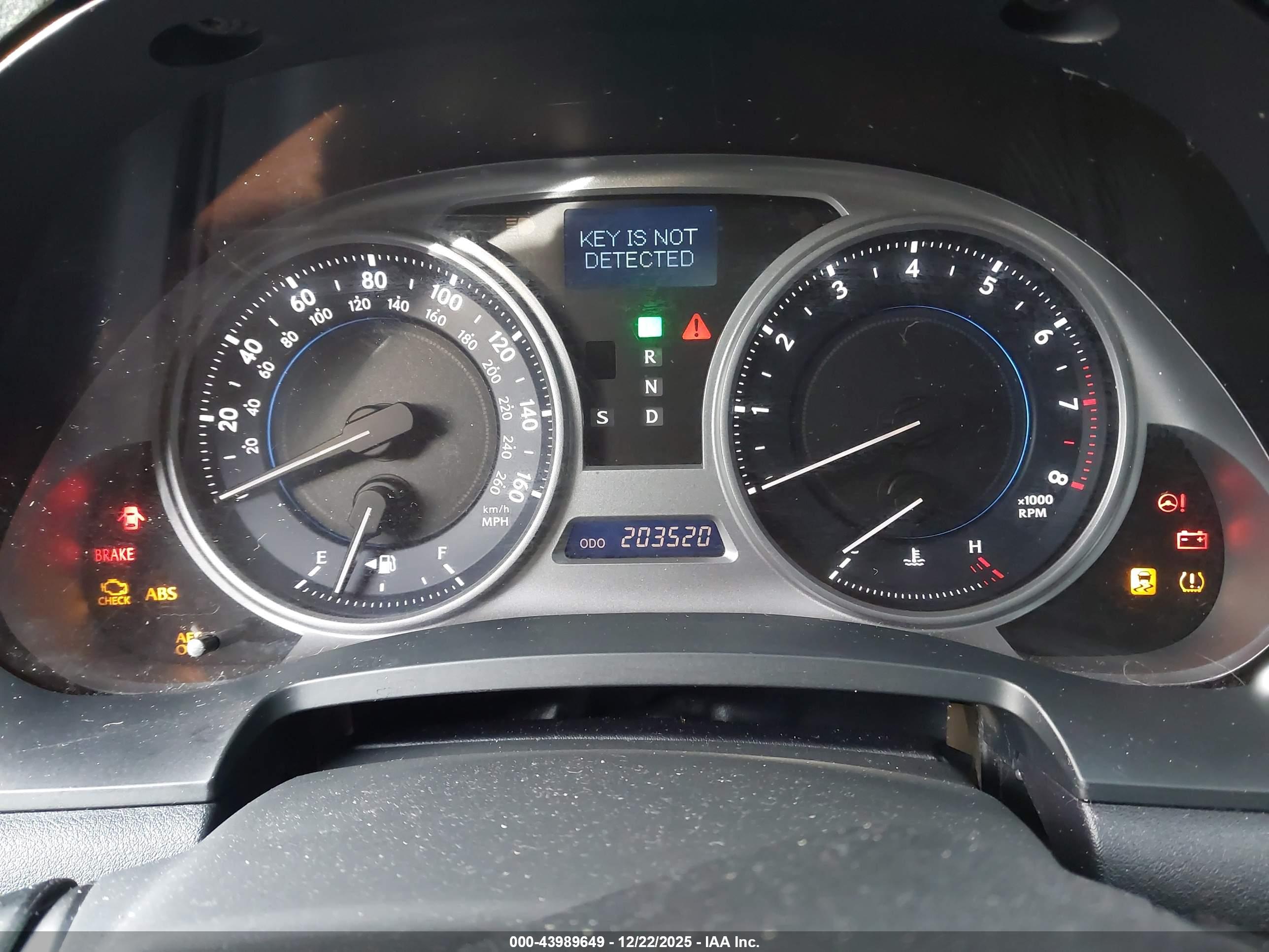 LEXUS IS image 7
