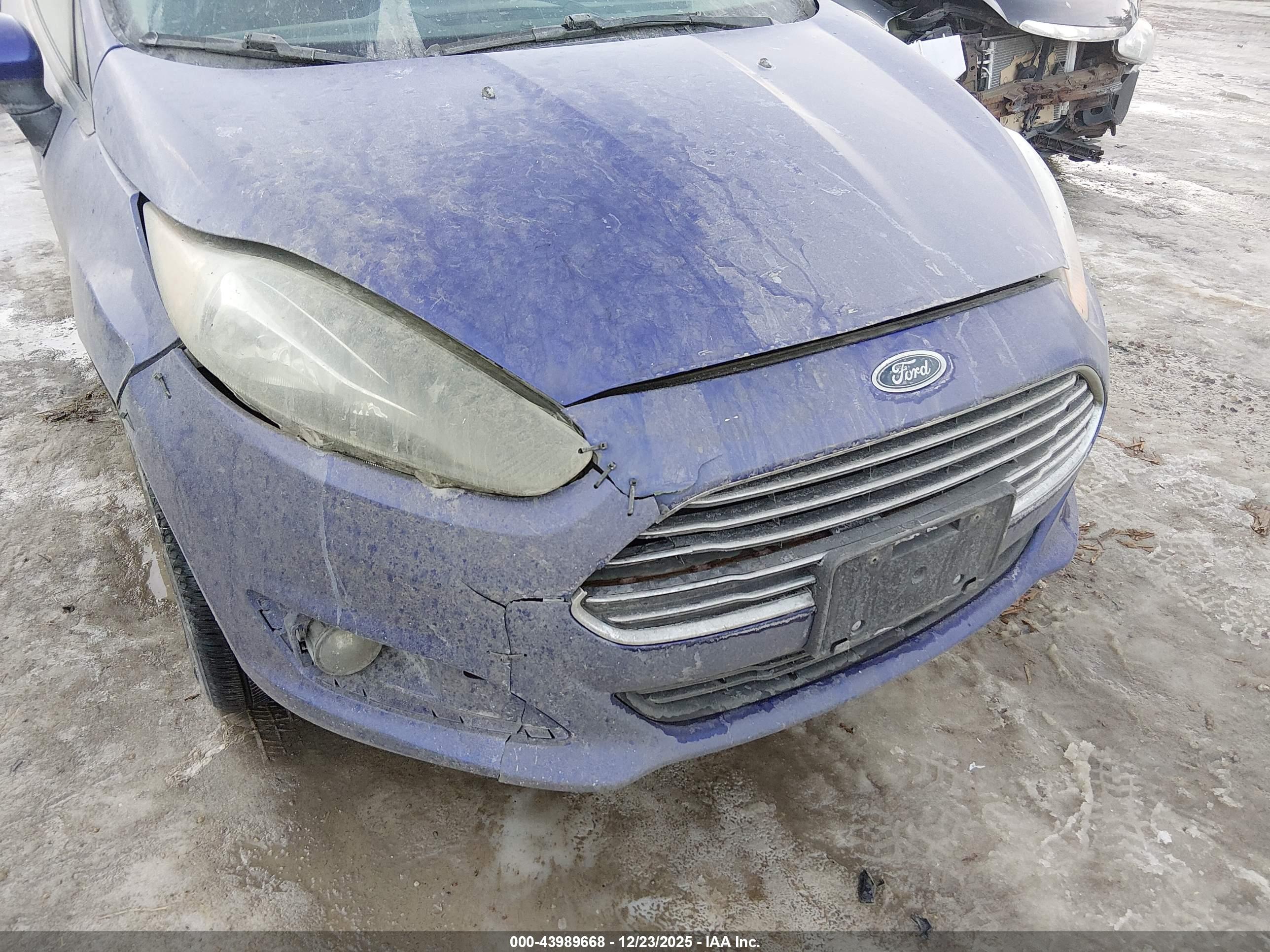 FORD FIESTA image 6