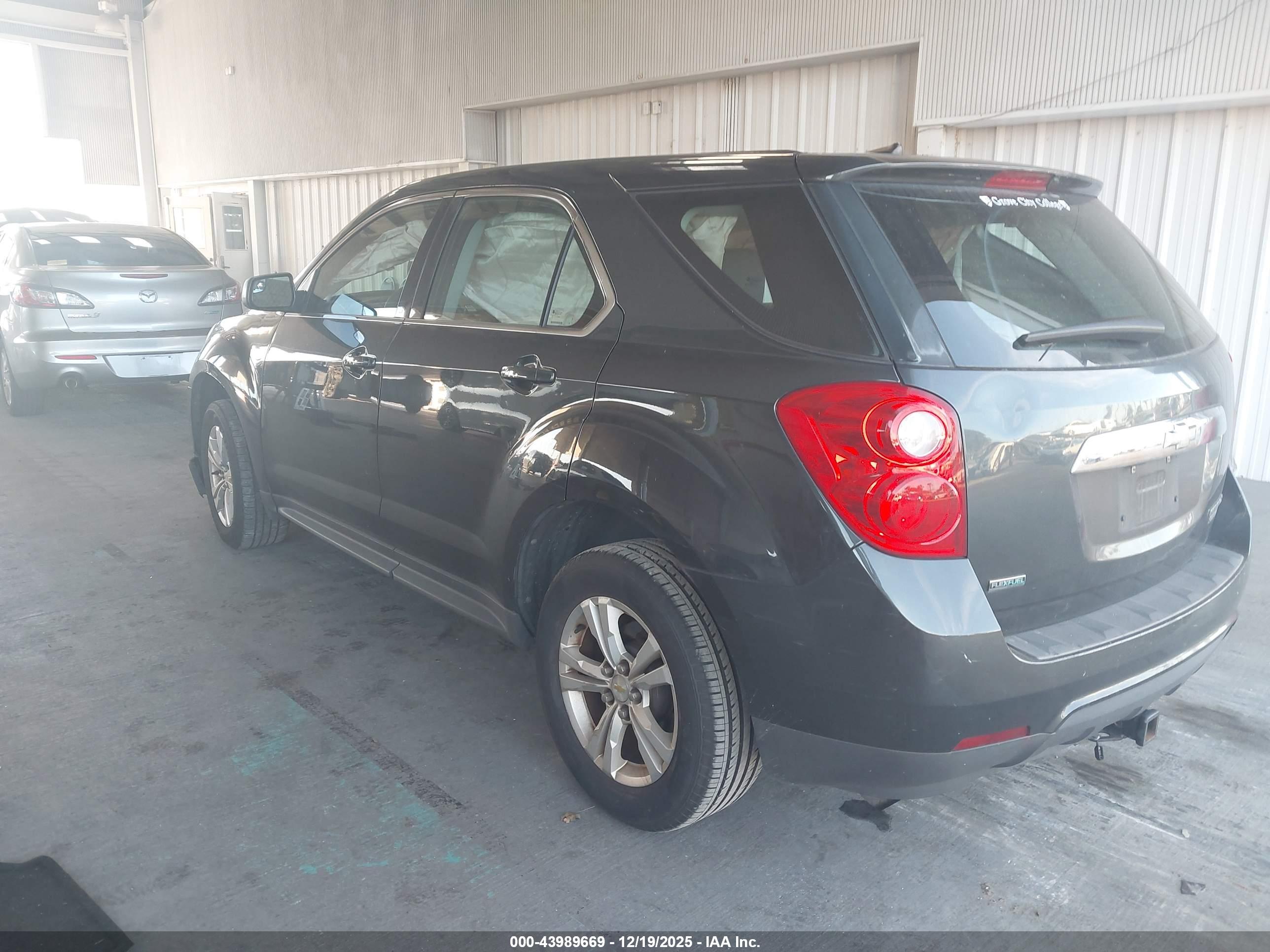 CHEVROLET EQUINOX image 3