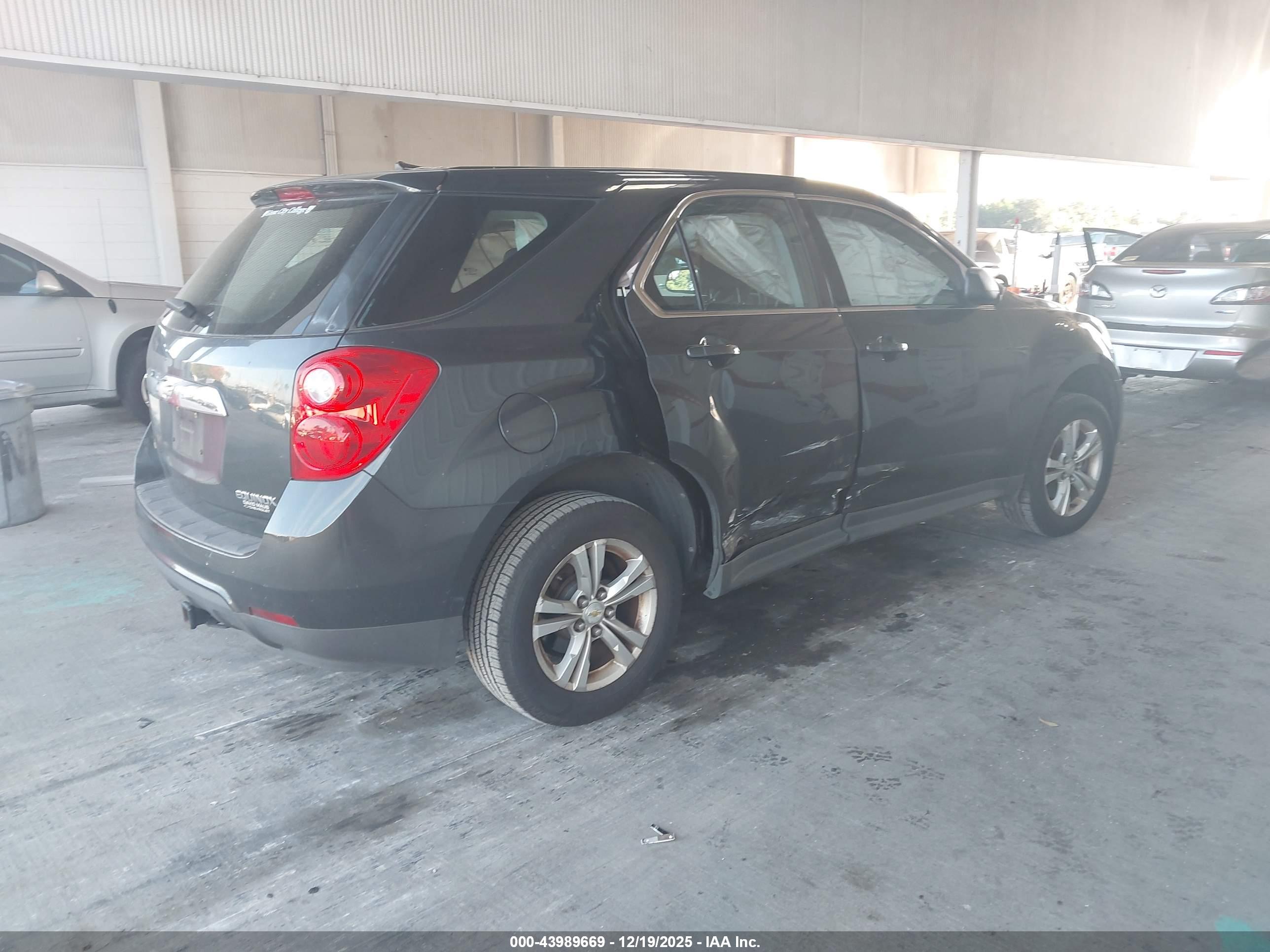 CHEVROLET EQUINOX image 4
