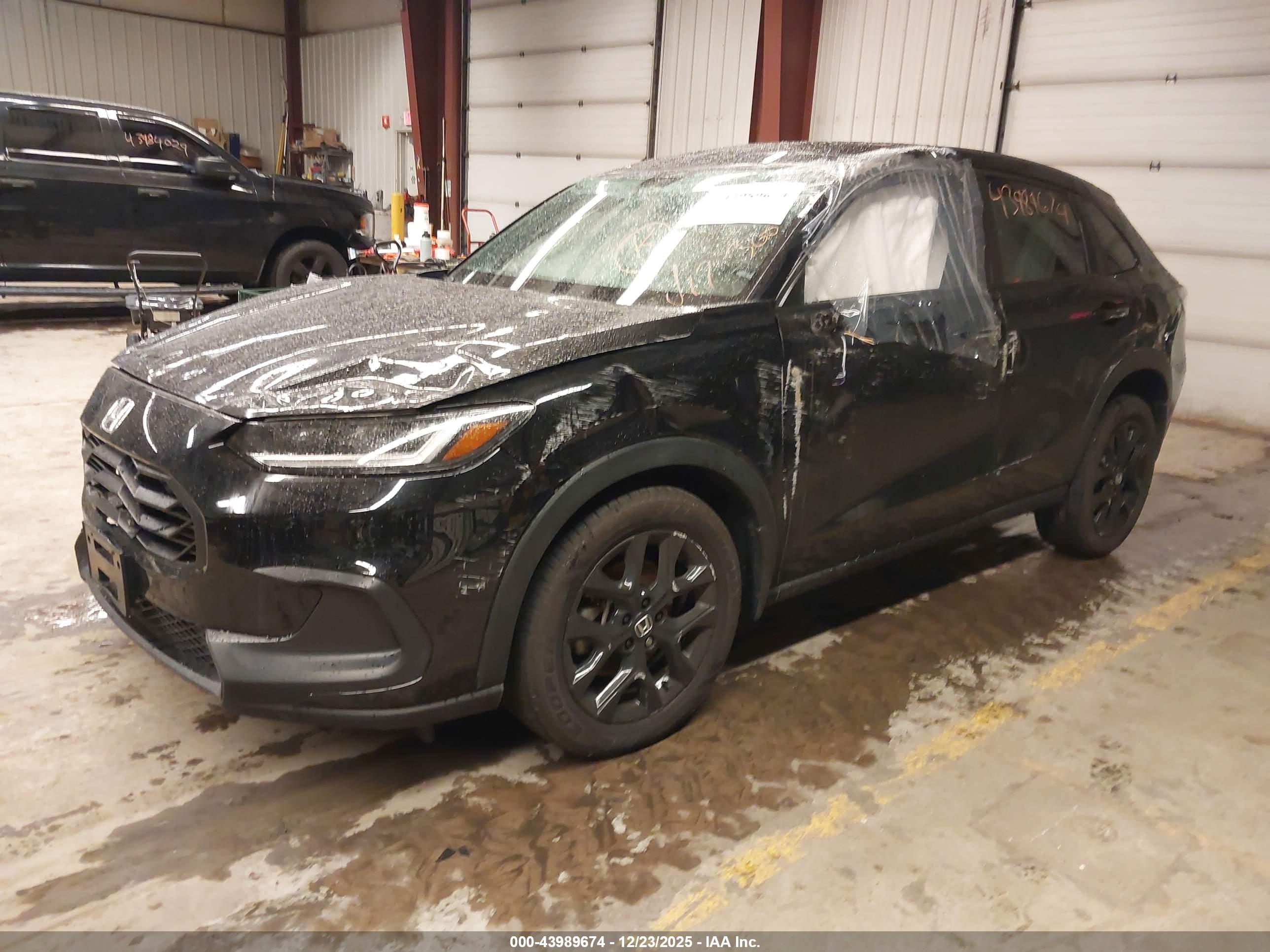 HONDA HR-V image 2