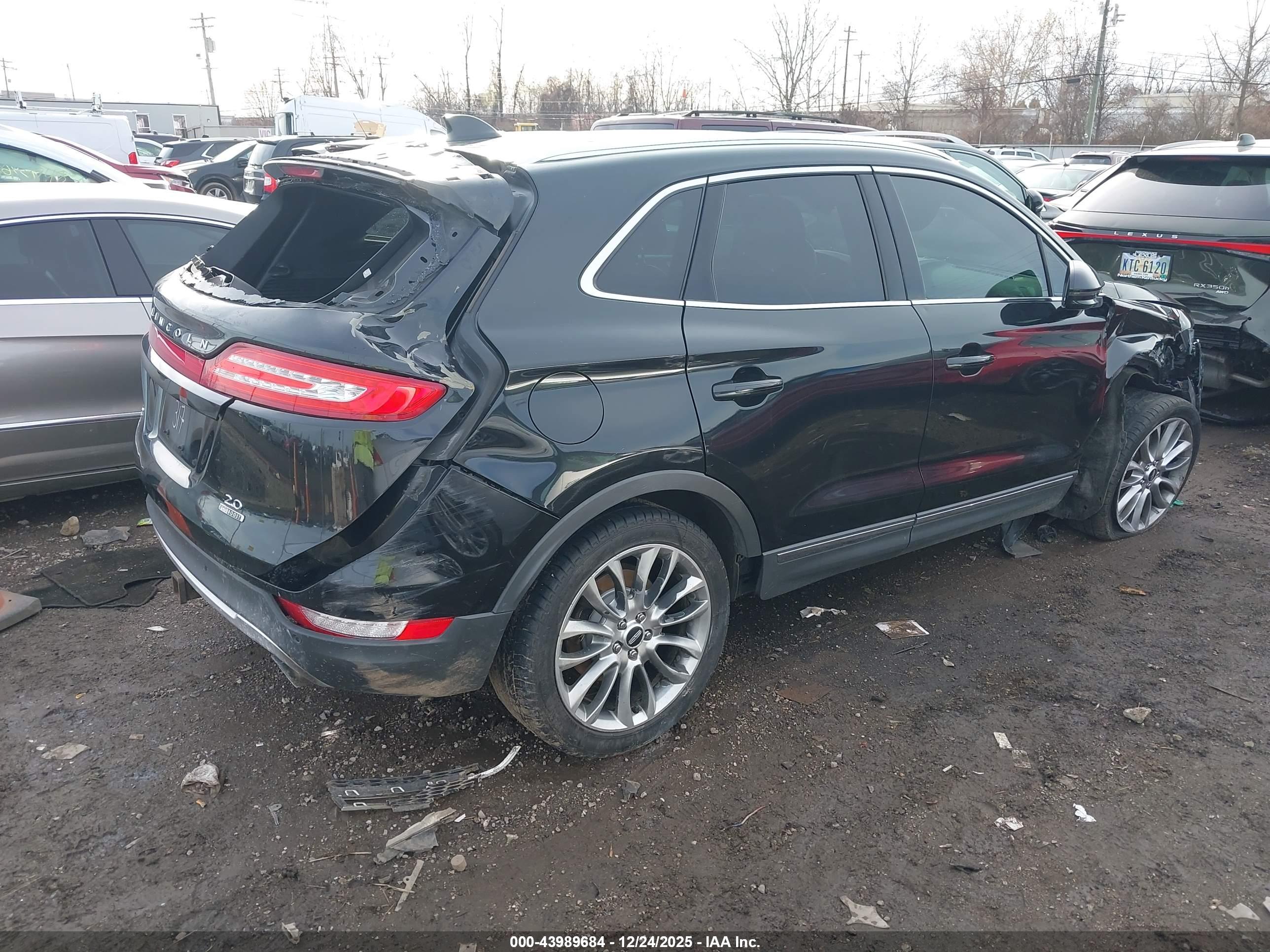 LINCOLN MKC image 4