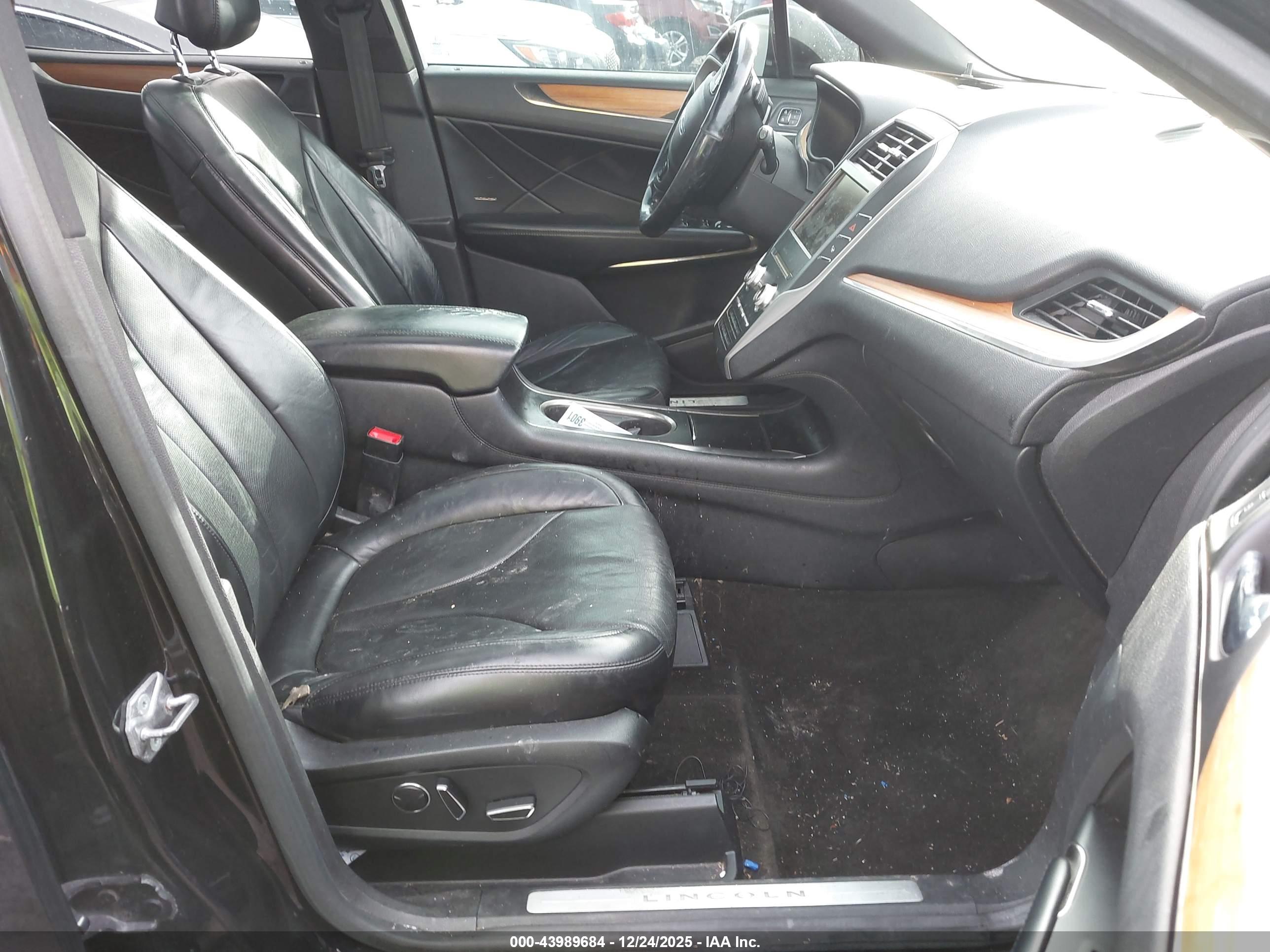 LINCOLN MKC image 5
